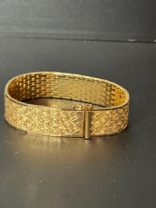 1970s stamped gold plated flat articulated cuff bracelet 18.5cm x 15mm wide