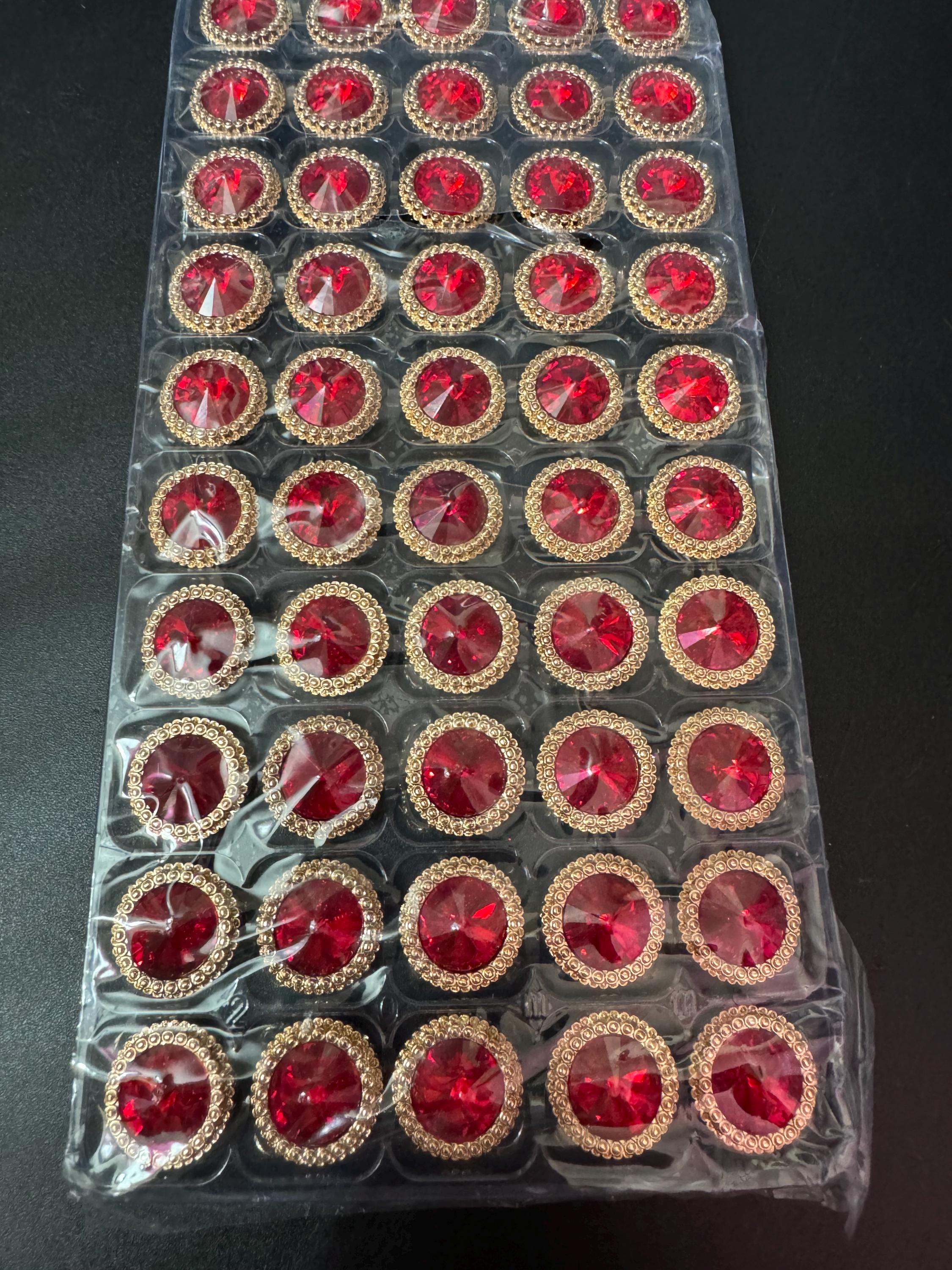 21mm RUBY RED Rivoli Crystal glass buttons, pack of 5 gold metal