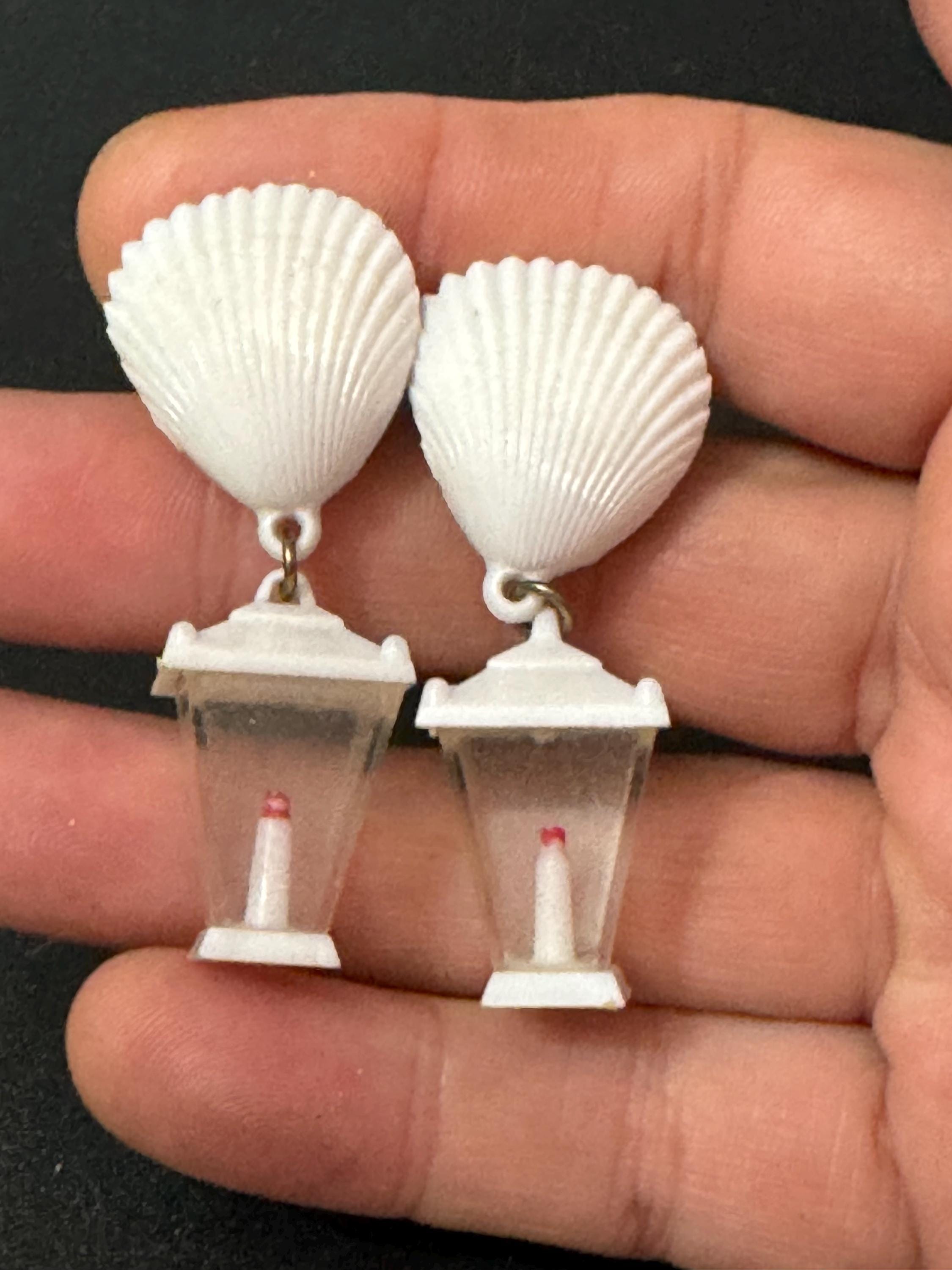 Vintage white seashell kitsch lantern light clip on earrings early plastic 5cm Hong Kong