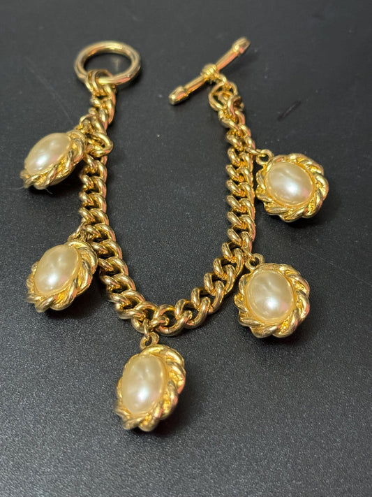 vintage retro Gold tone chunky chain link charm bracelet big pearl cabochons chain edging 18cm