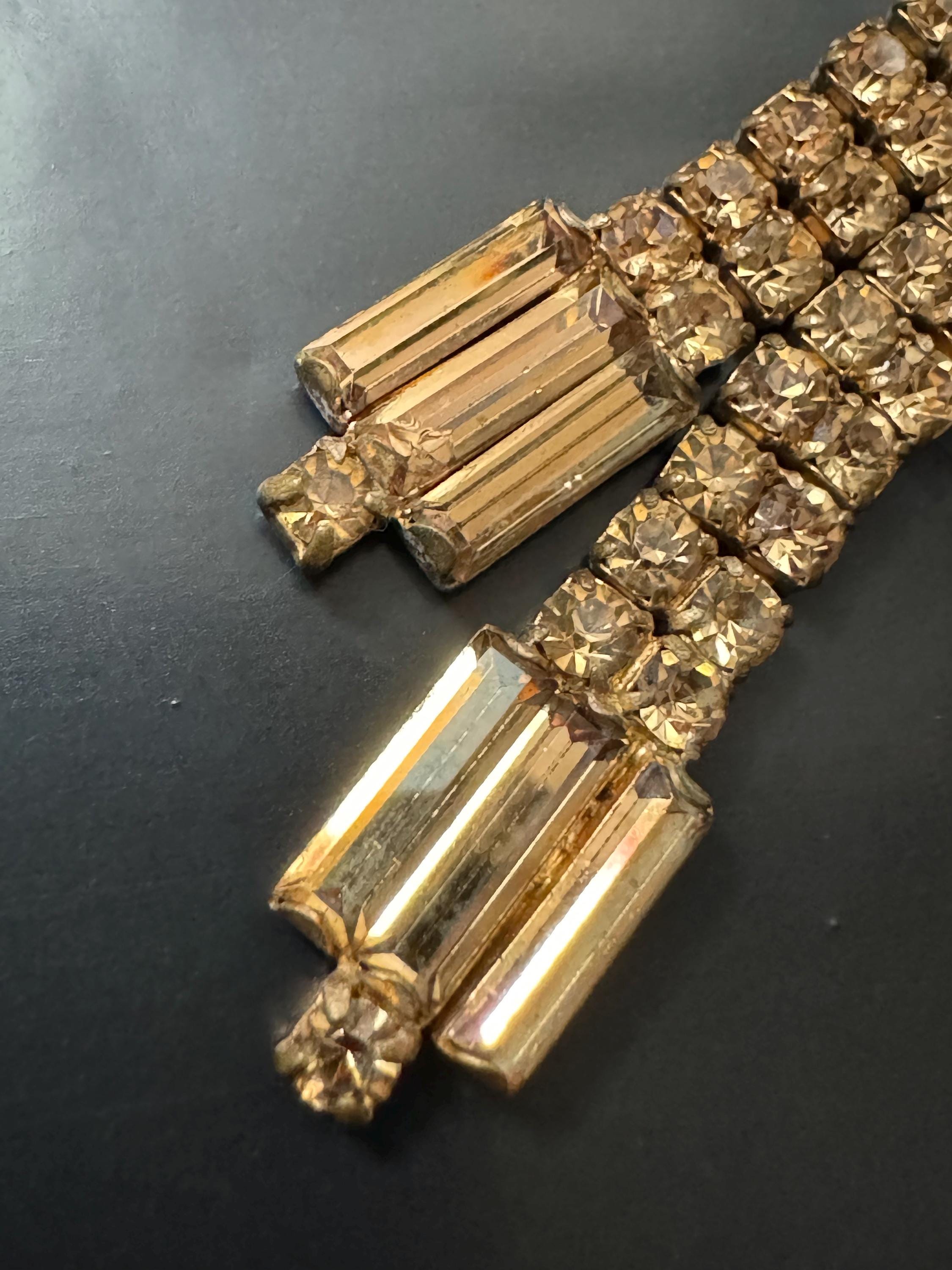 Vintage soft brown topaz glass baguette diamanté rhinestone drop necklace gold tone