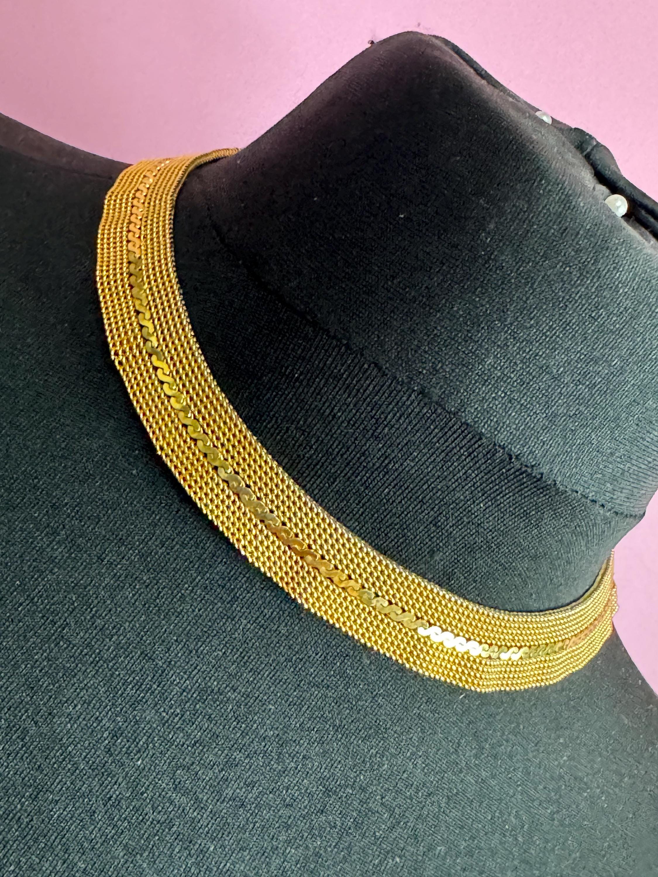 vintage modernist mesh gold choker necklace Vintage 1960s Gold plated serpentine detail