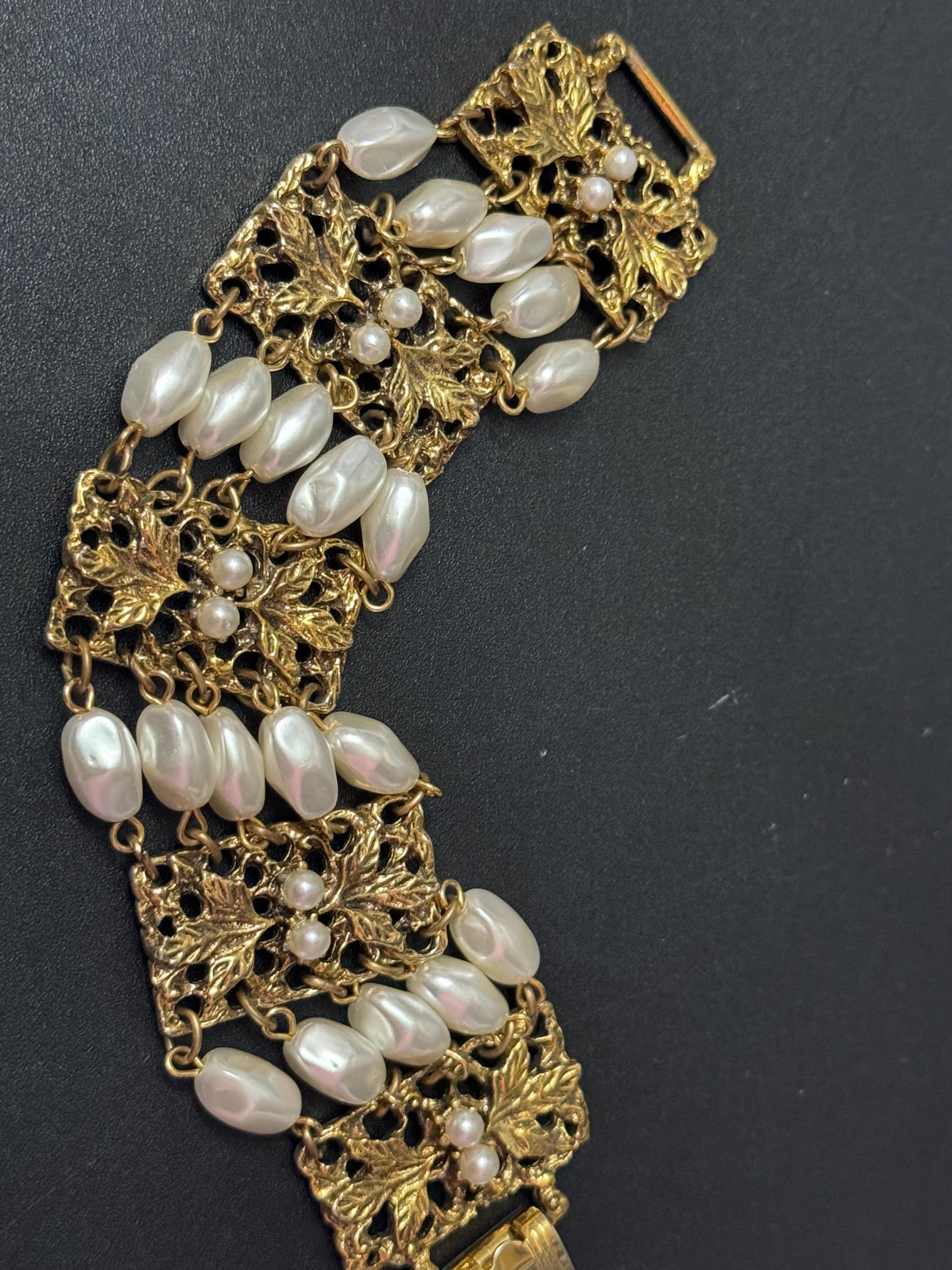 Signed Celebrity Vintage wide gold tone ornate faux pearl chain link modernist bracelet 1970s 1960s statement mid century