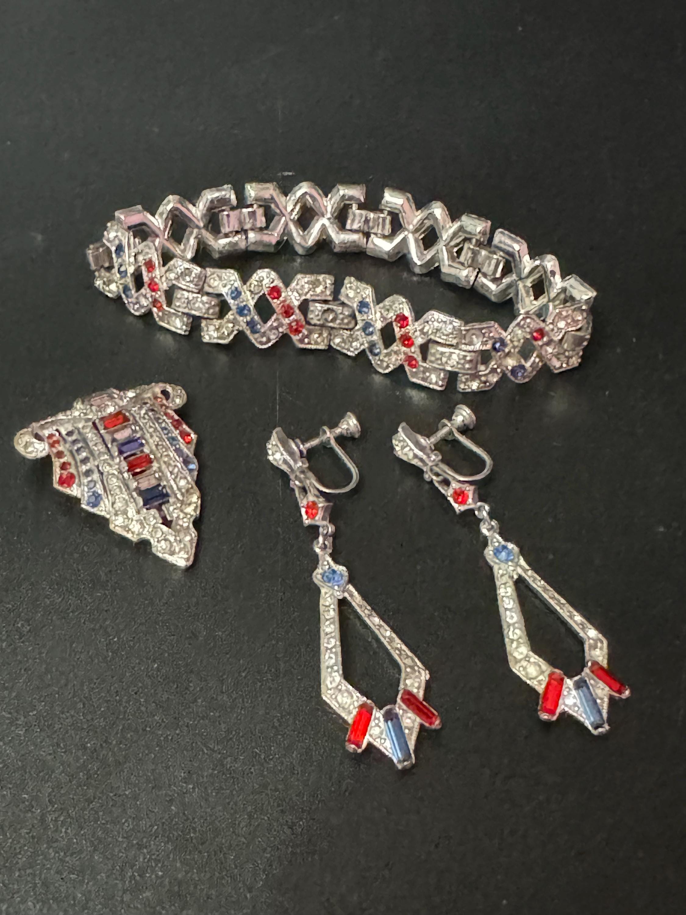 Vintage silver tone red white and blue rhinestone bracelet earring and dress clip set paste diamantés patriotic