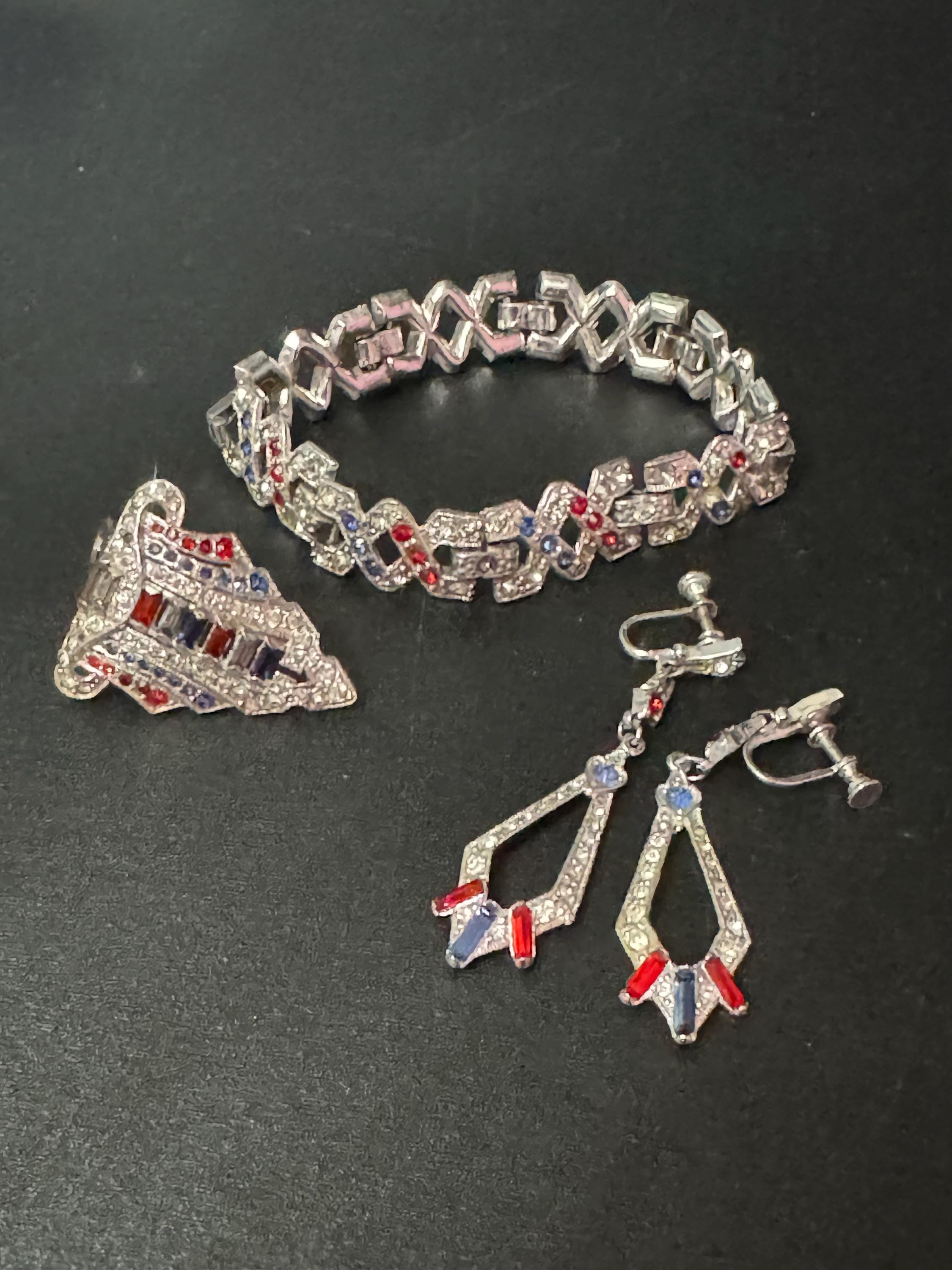 Vintage silver tone red white and blue rhinestone bracelet earring and dress clip set paste diamantés patriotic