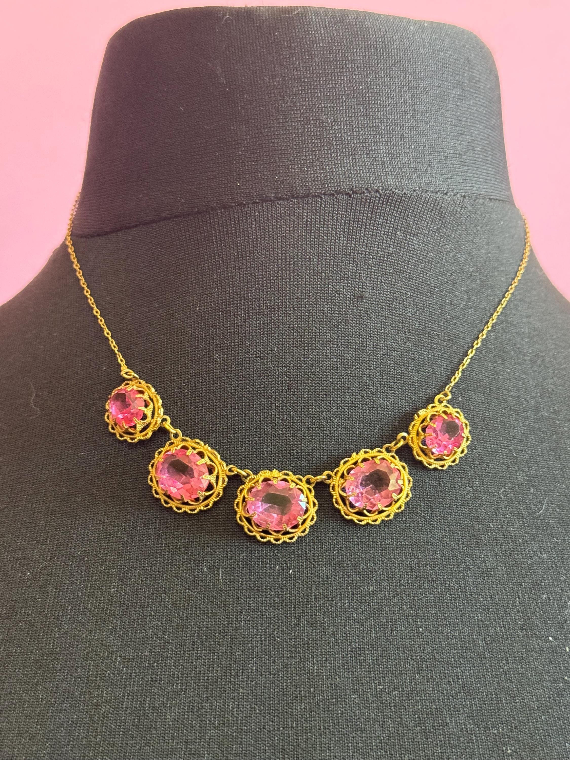 Art deco pink rhinestone paste dainty necklace Vintage gold tone 45cm