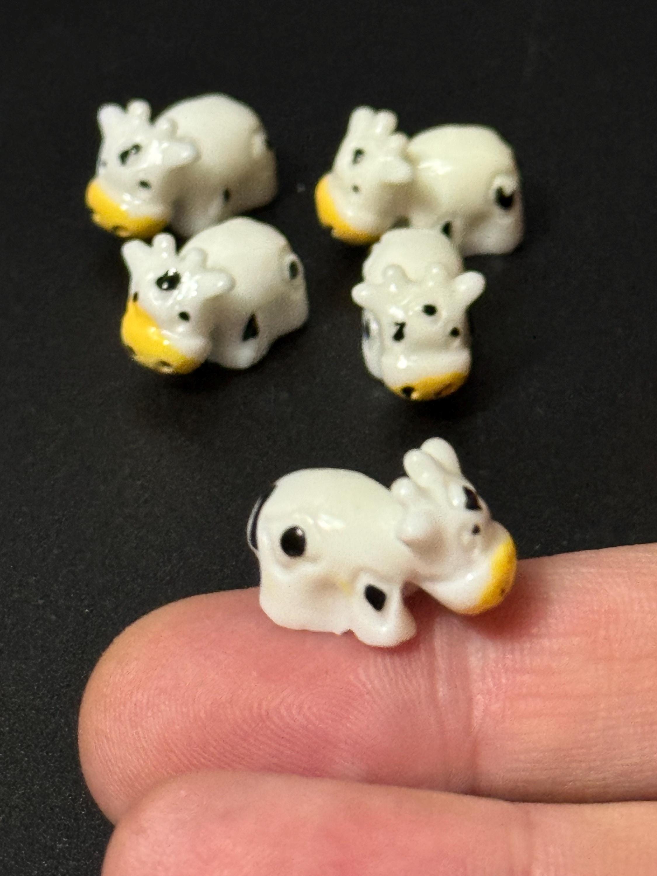 5 x miniature cow figures cake topper farmyard dollshouse decorations for scenery