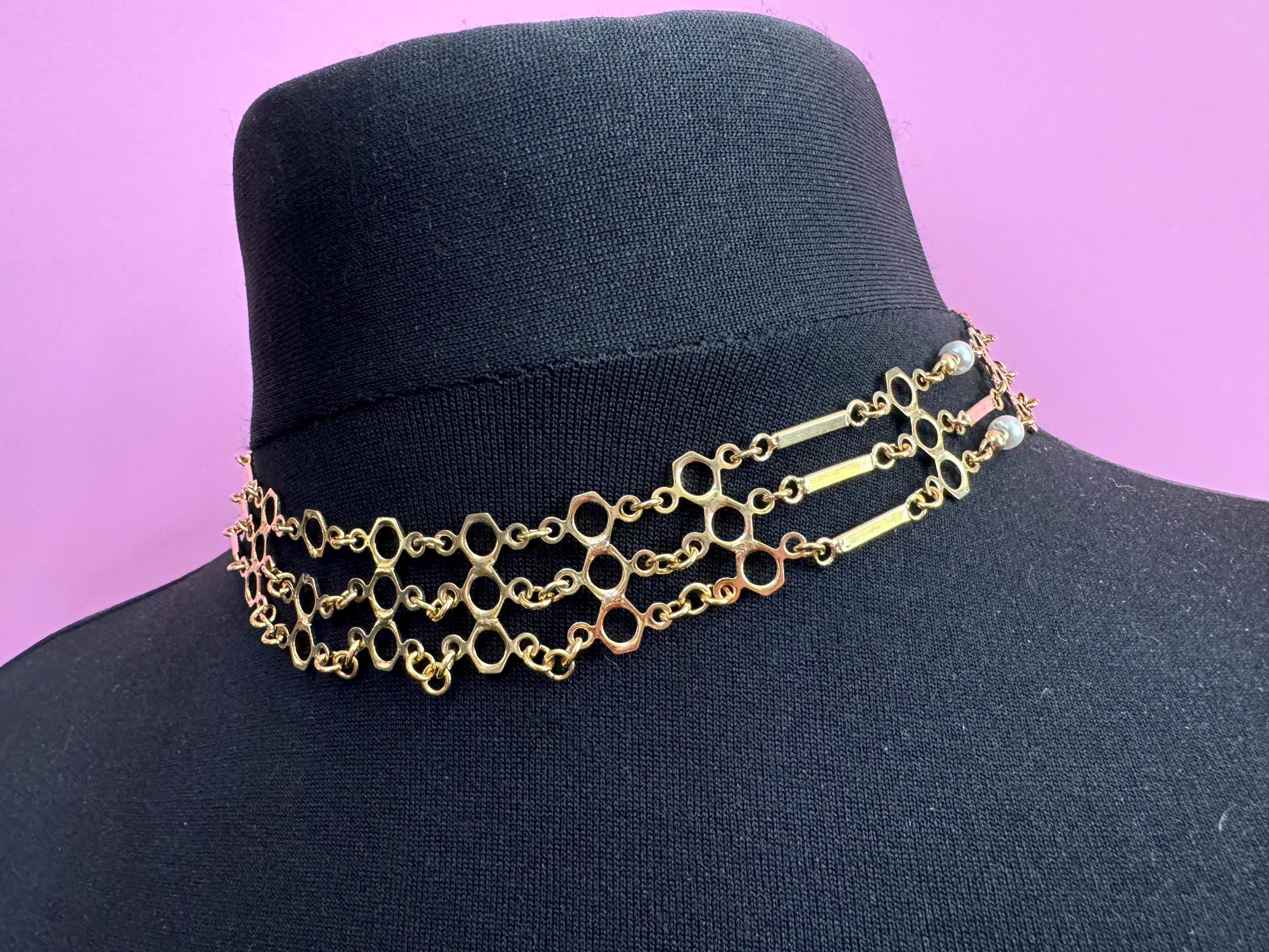 Vintage Wide dainty chain link openwork choker necklace with pearl detailing