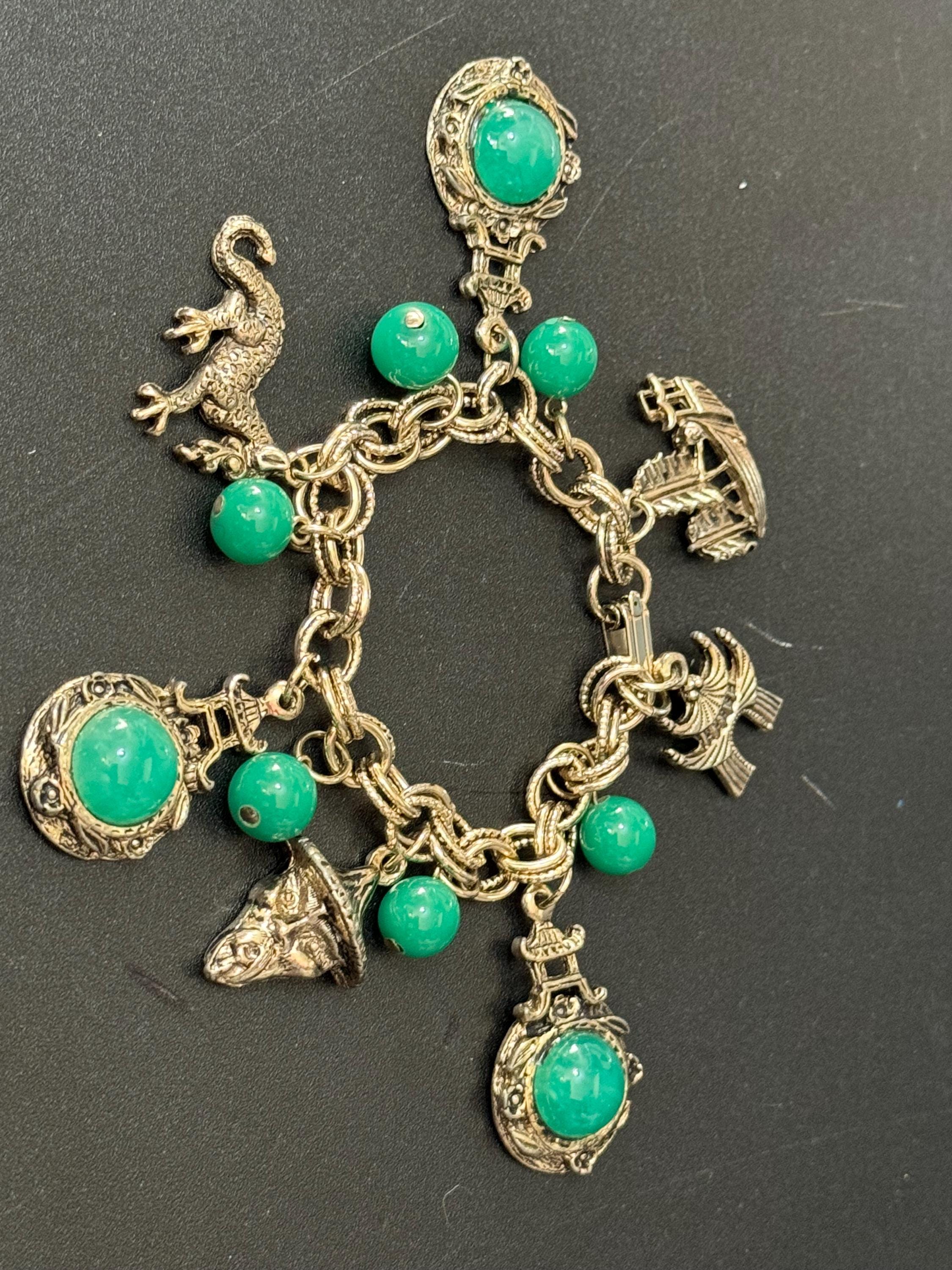 Vintage Gold tone Chinese chain link chunky jade green cabochon charm bracelet 1960s 1970s