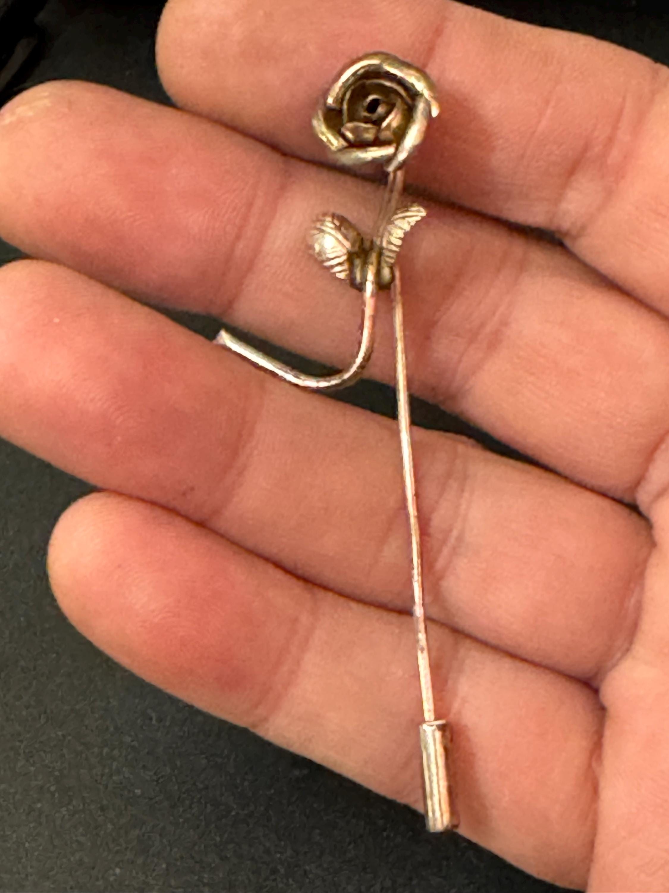 White Metal Silver detailed floral rose Stick Pin vintage no hallmarks