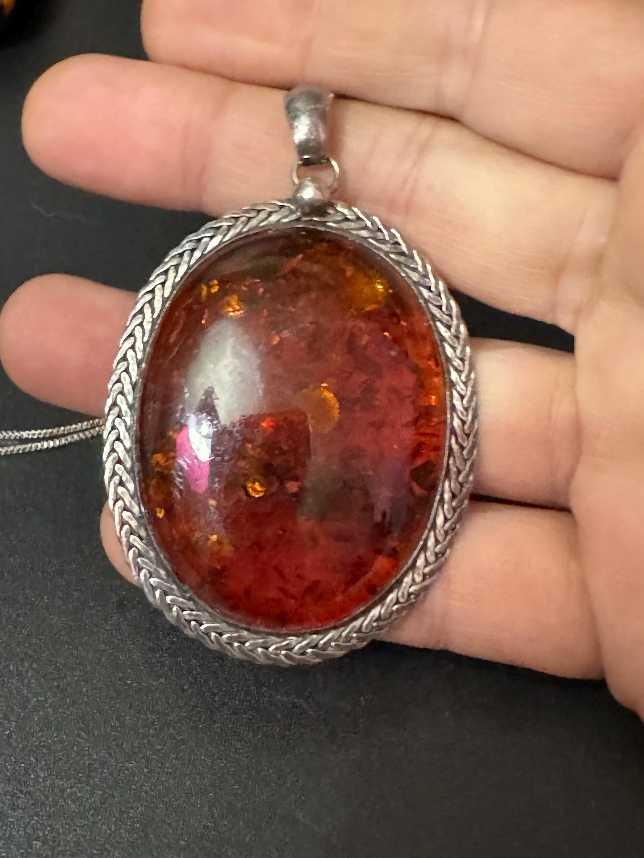 Large Natural Amber gem set oval Pendant and chain necklace Sterling 925 Silver gemstone