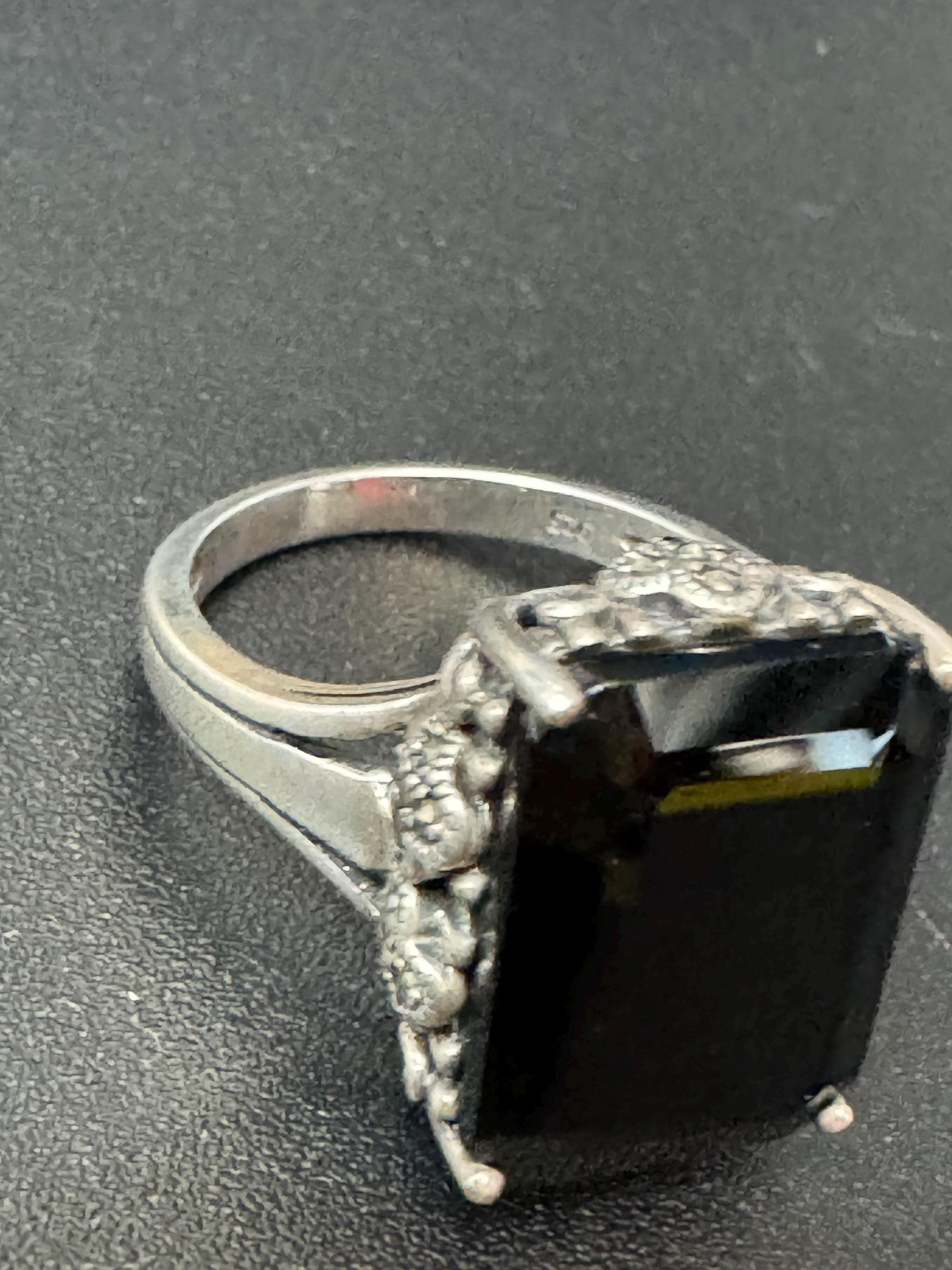 Uk size p.5 Vintage 925 black onyx gemstone set sterling silver dress ring size 7.1 grams