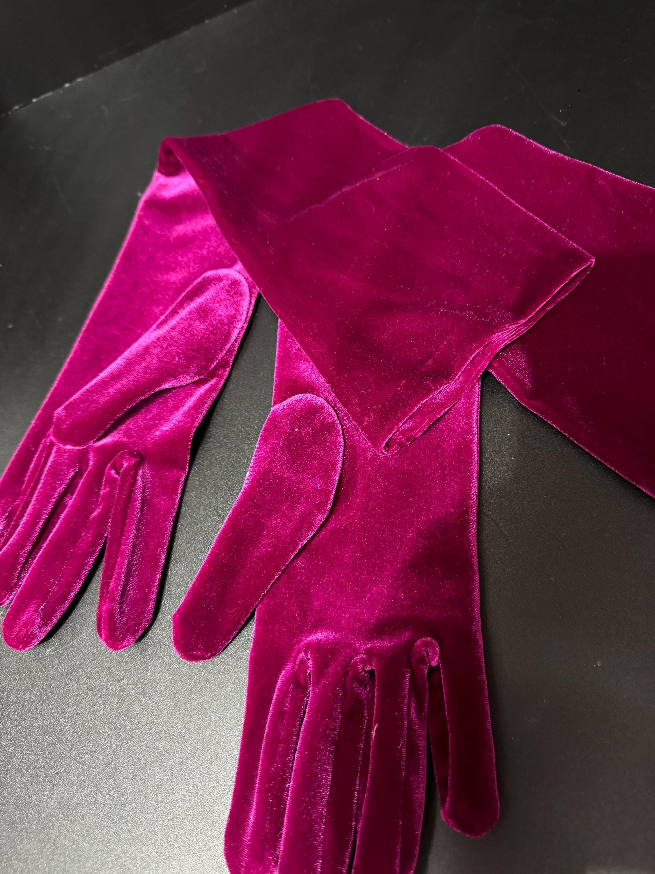 Signed DENTS 48cm long deep pink velvet evening cocktail gloves one size stretch fit