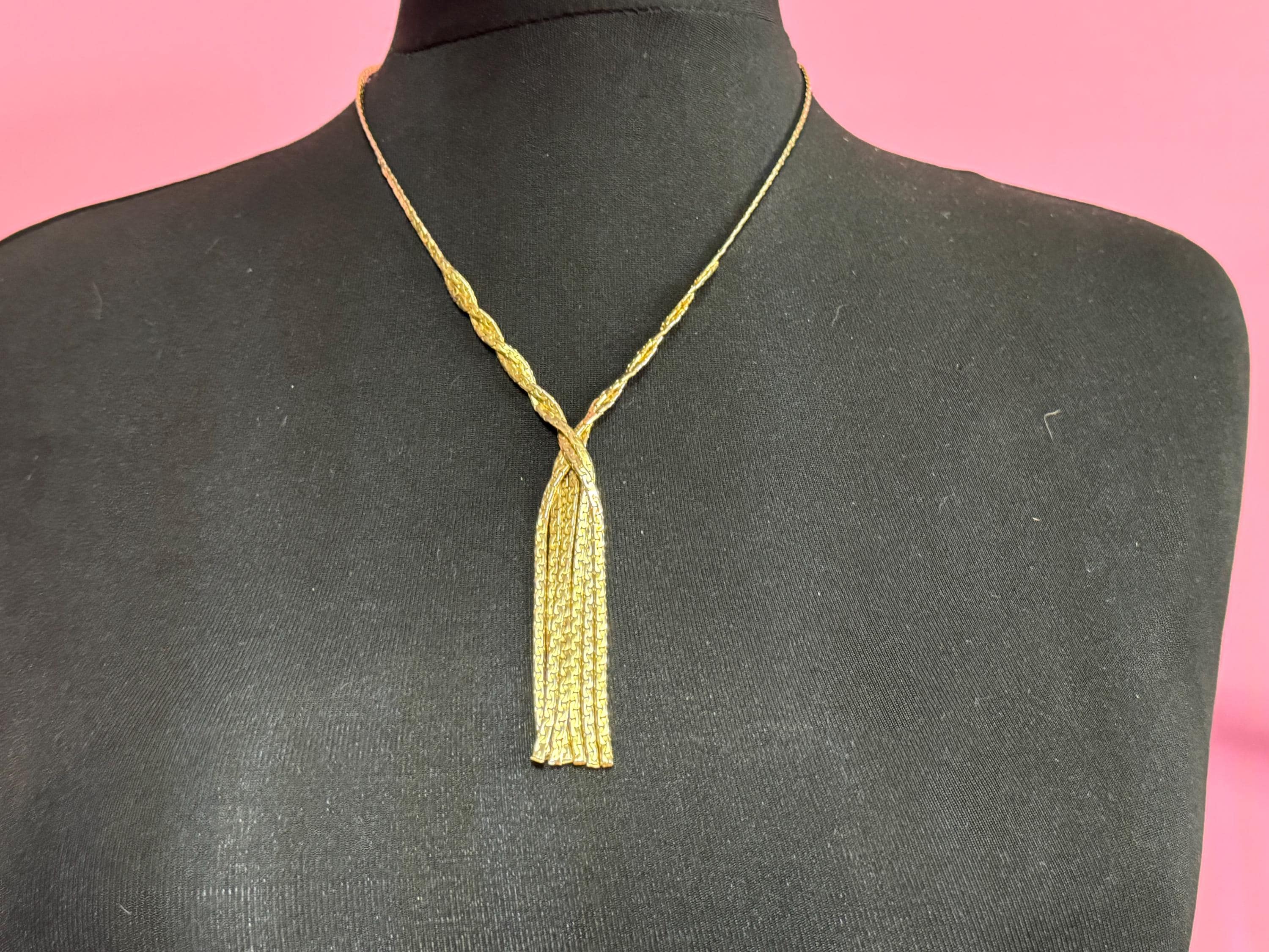 Vintage tassel chain 1970s gold tone negligee long drop necklace