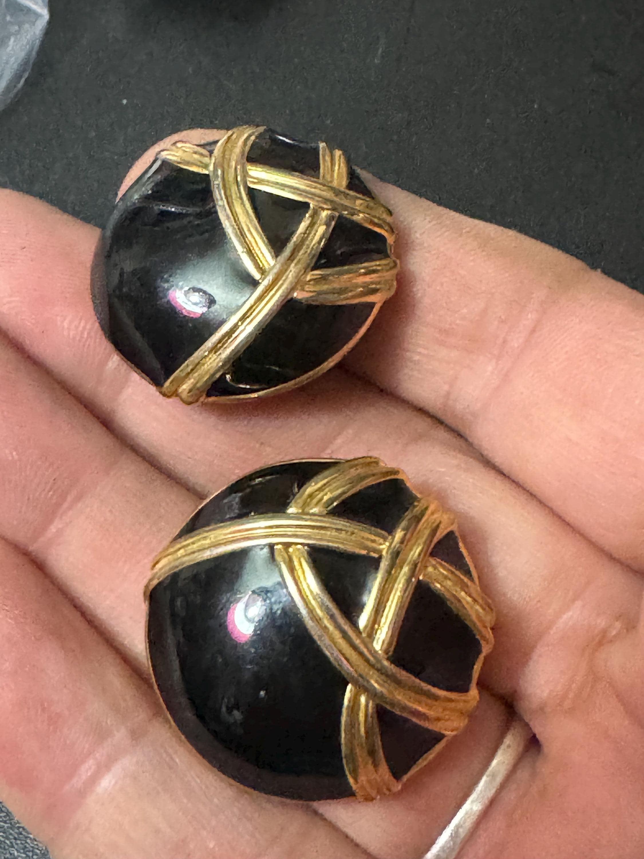 Signed SOLIEL clip on stud dome earrings 1980s gold tone black enamel statement designer