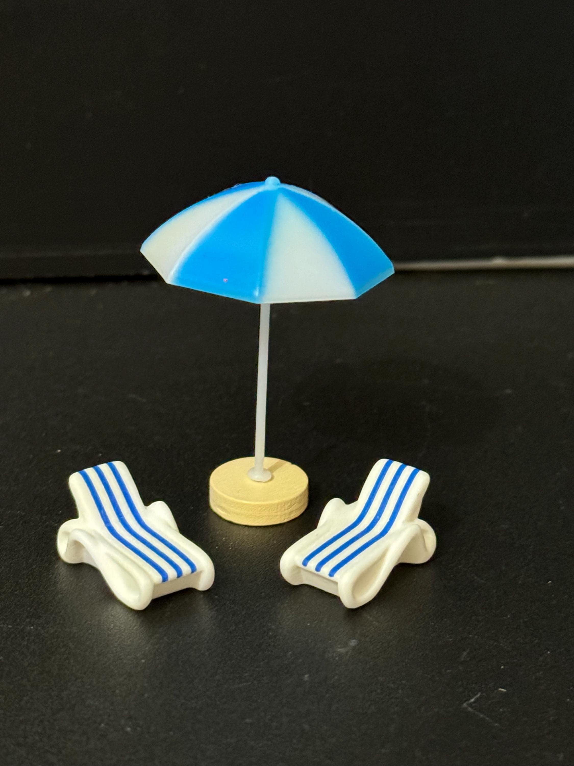 1 x Miniature beach parasol sunbed lounger cake topper decoration dollshouse