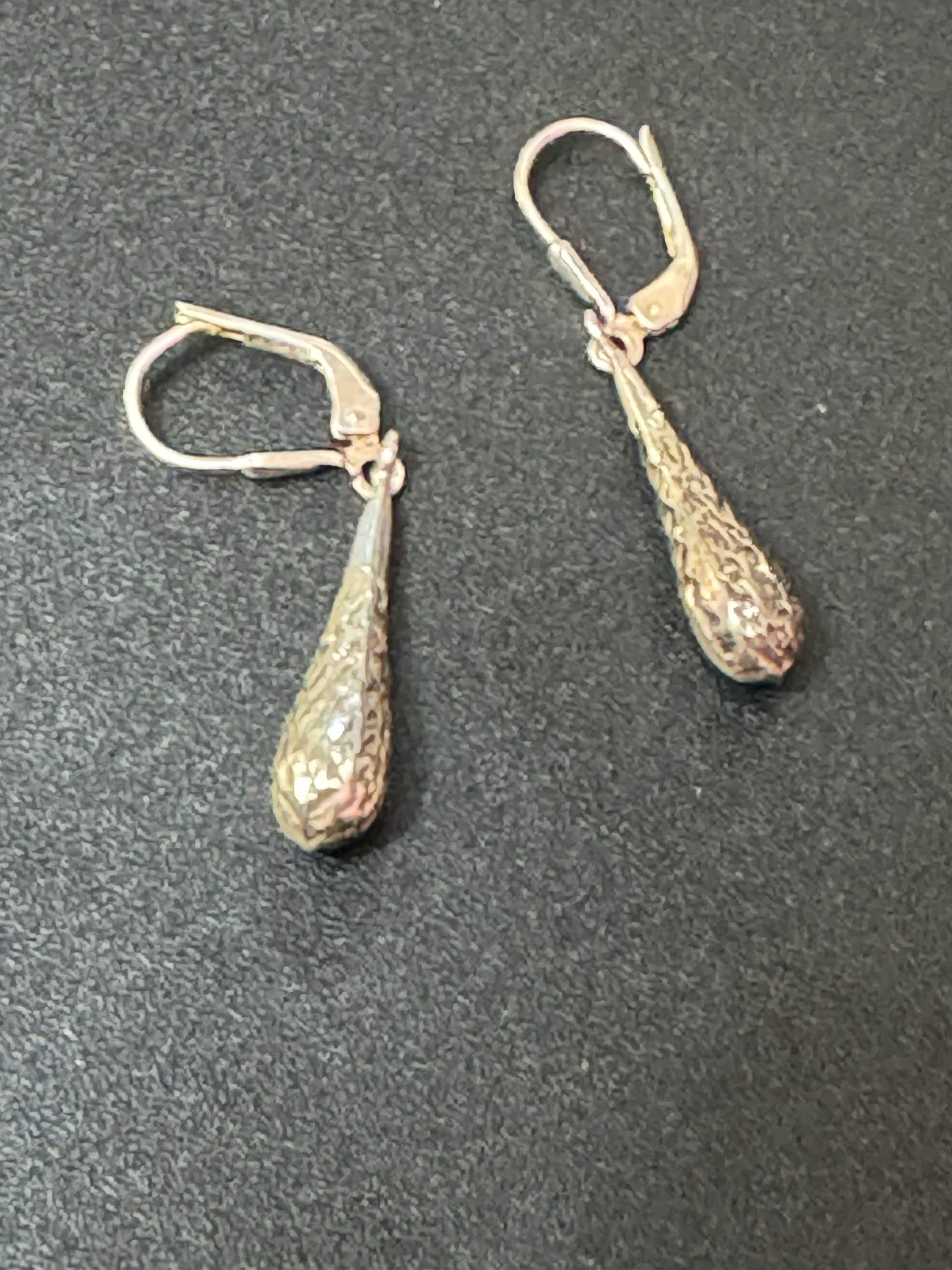 3.5cm sterling silver textured teardrop dropper dangly earrings for pierced ears 1.9 grams lever back stamped 925 fittings