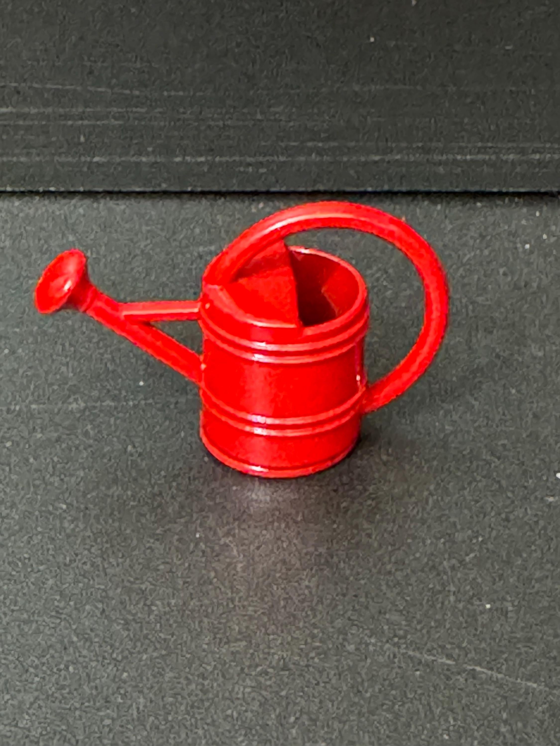 Miniature plain Red metal watering can garden tools gardener cake topper decoration scenery dolls