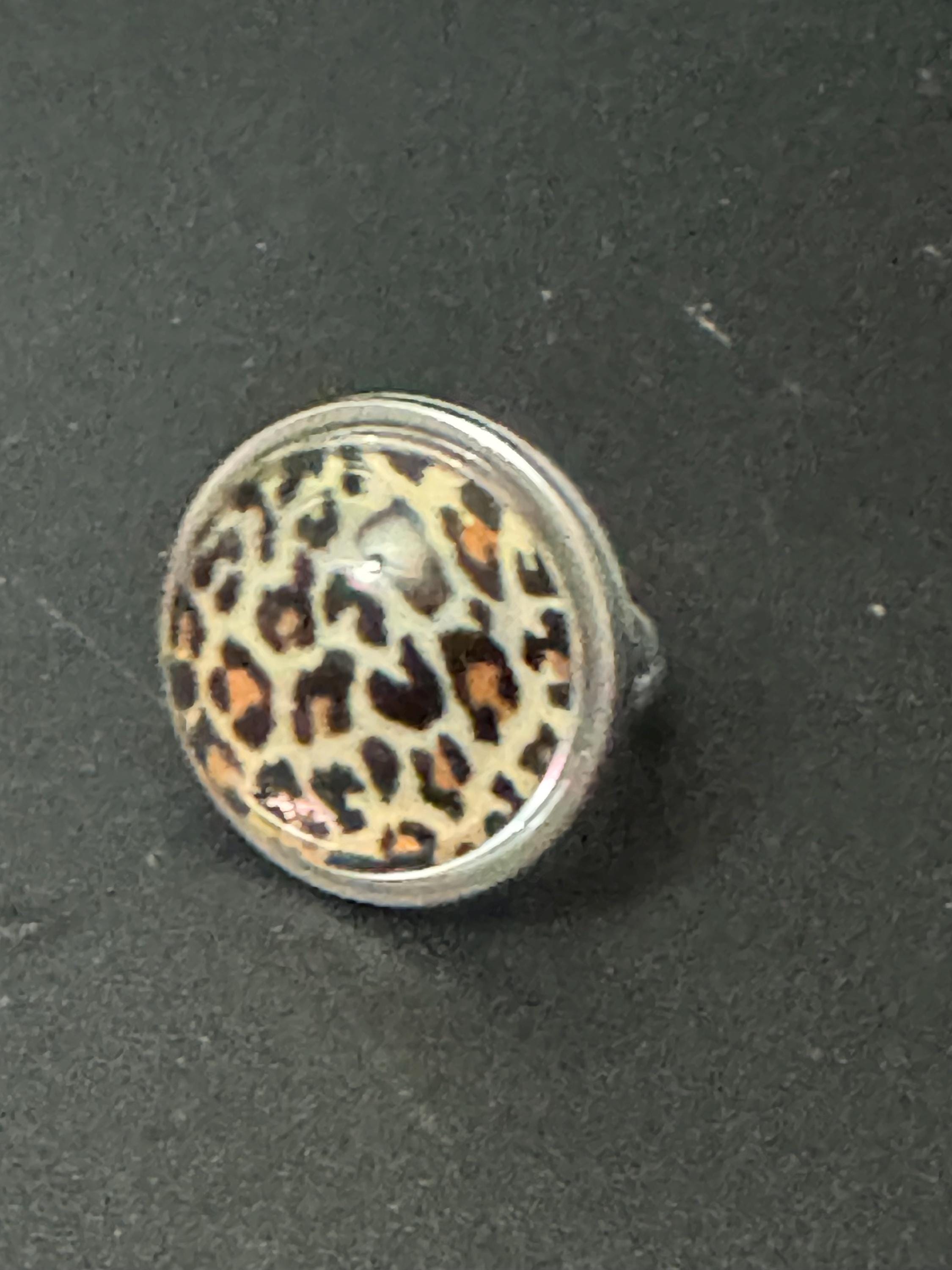 Oversized bezel set Leopard print ring stainless steel, non Tarnish glass cabochon