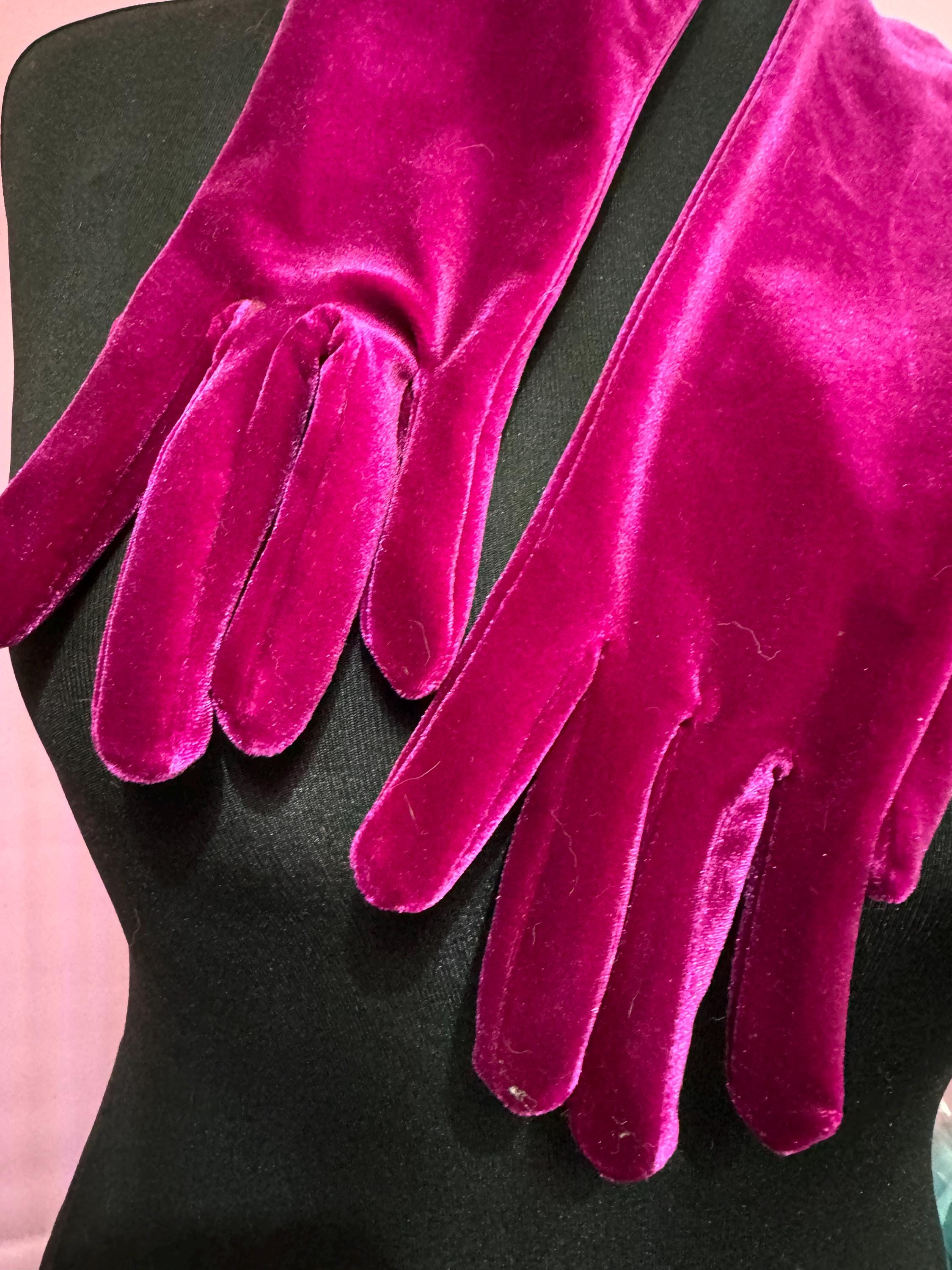 Signed DENTS 48cm long deep pink velvet evening cocktail gloves one size stretch fit