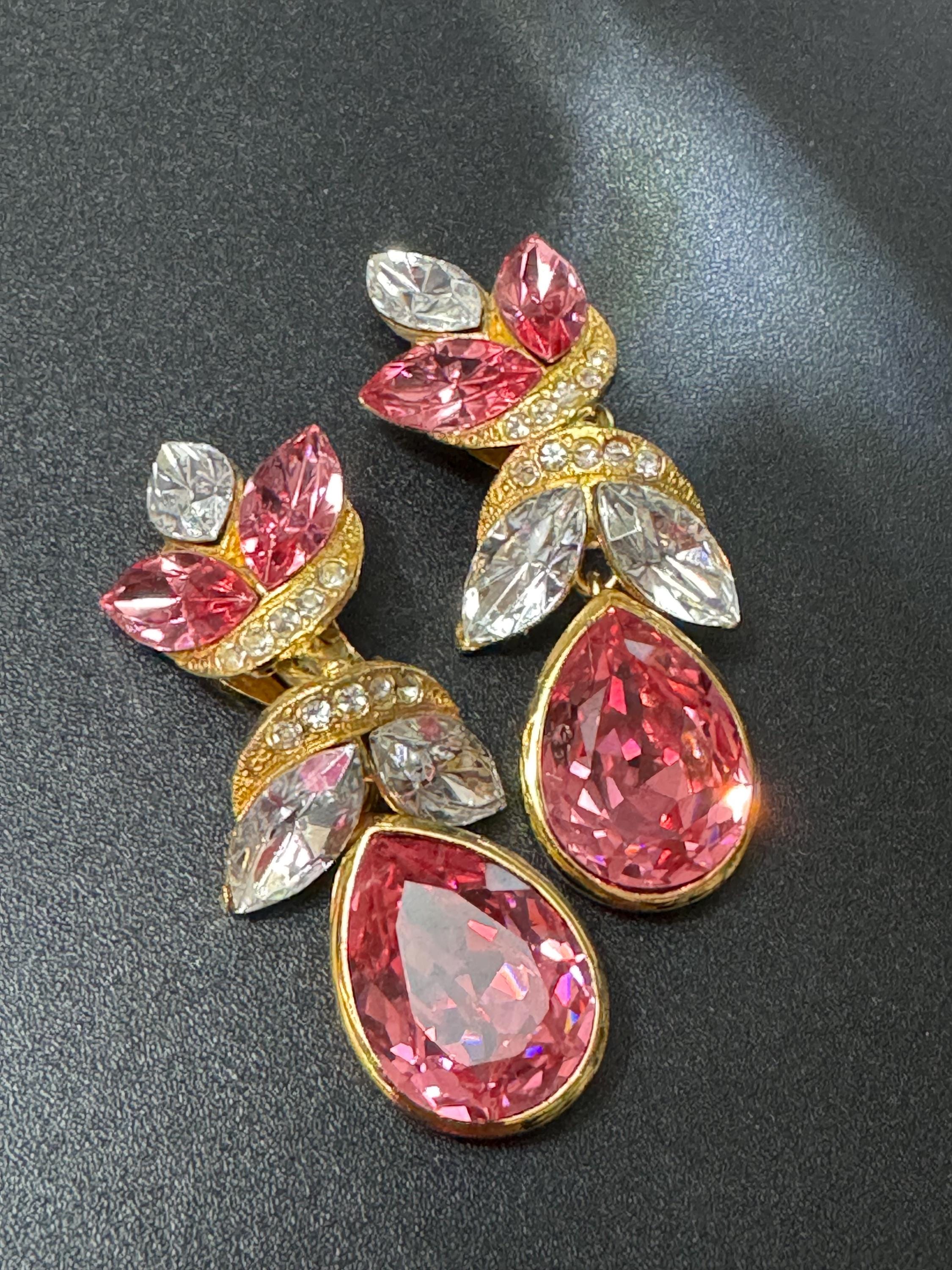 6cm Vintage 80s Swarovski crystal rhinestone diamanté light pink and clear teardrop clip on earrings gold tone