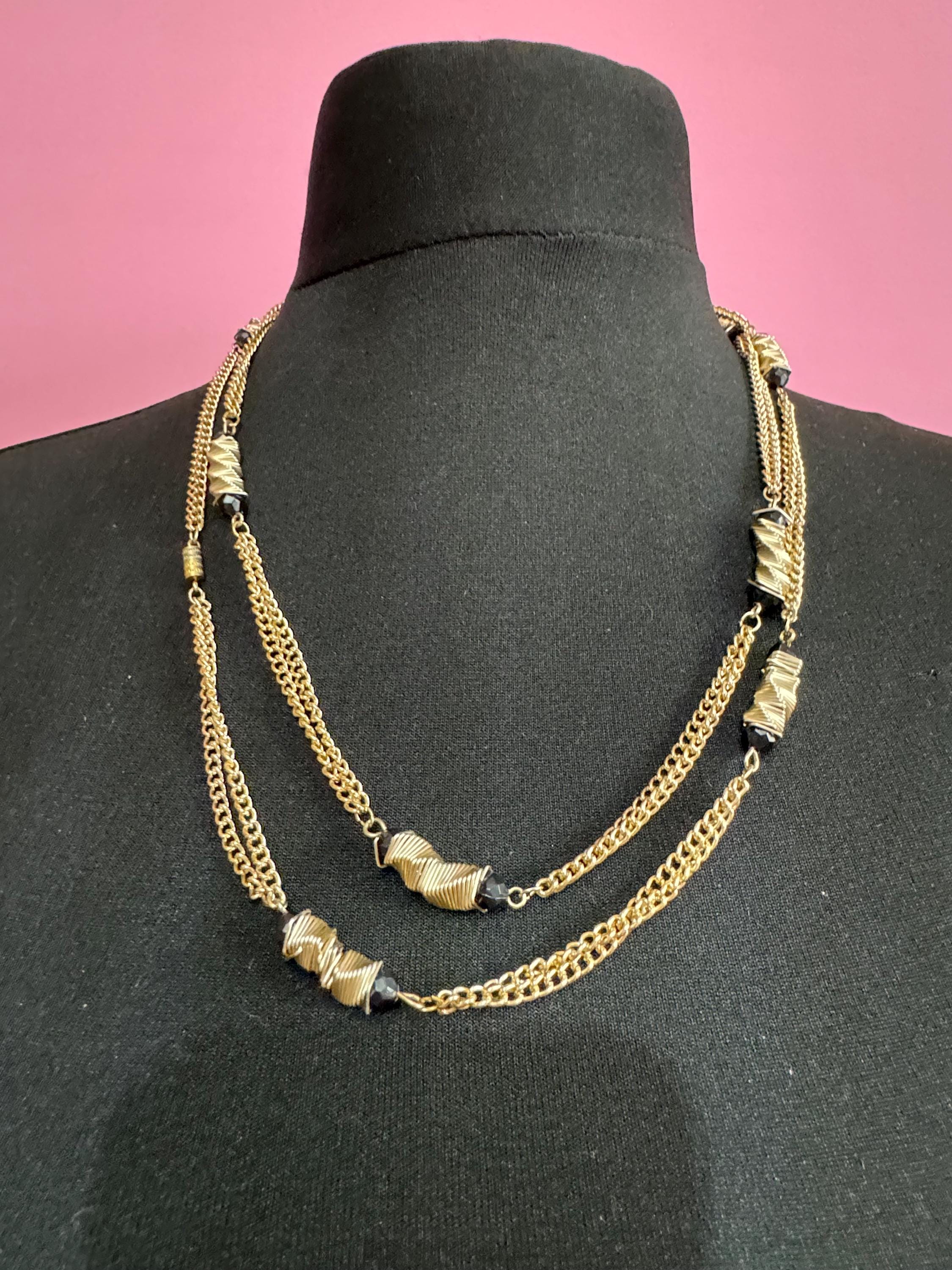 Vintage 1960s copper gold tone aluminium lightweight station link layering necklace with back plastic beads flapper length 120cm