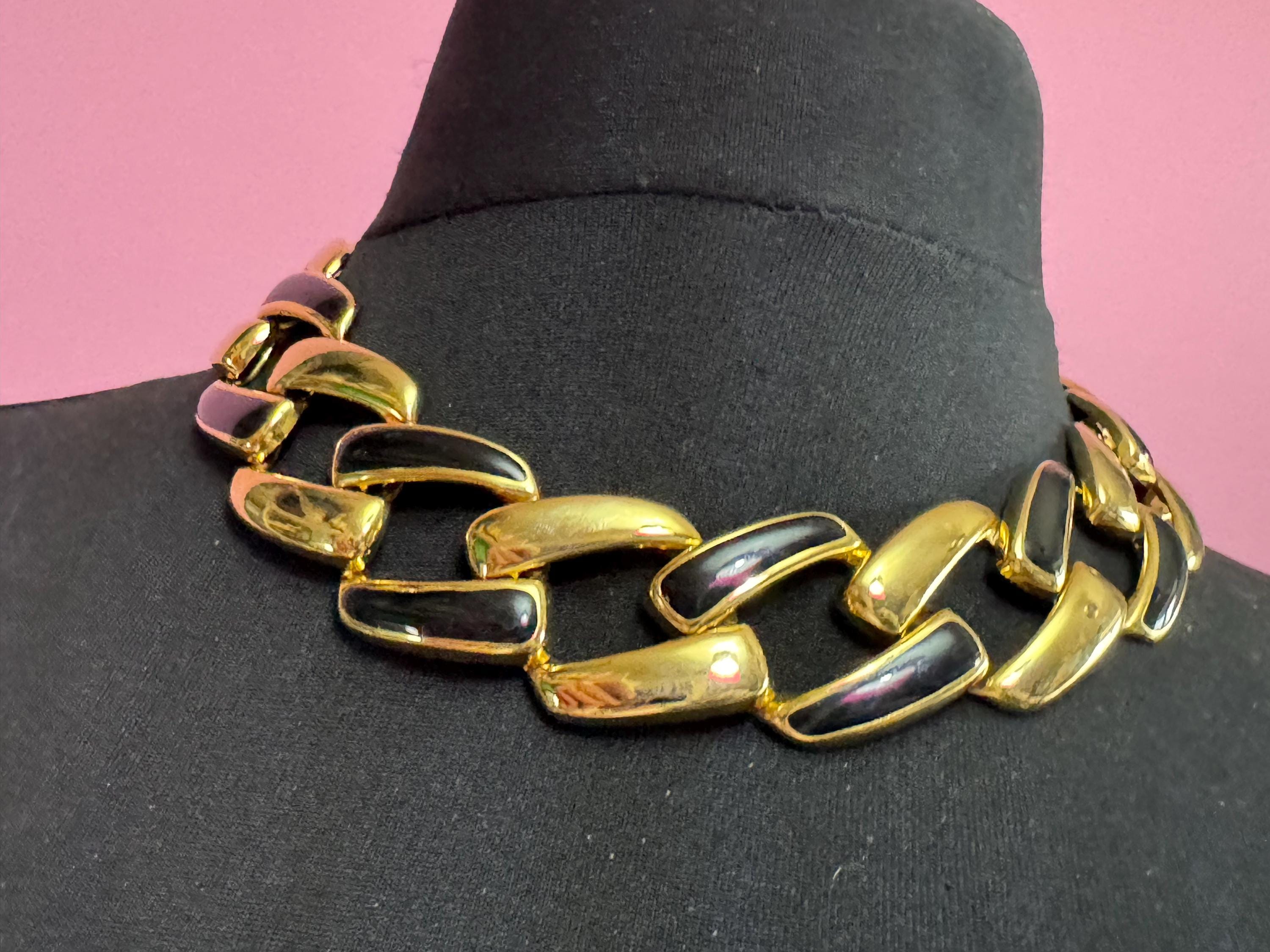 Retro gold tone and black enamel wide Chunky chain link necklace 47cm