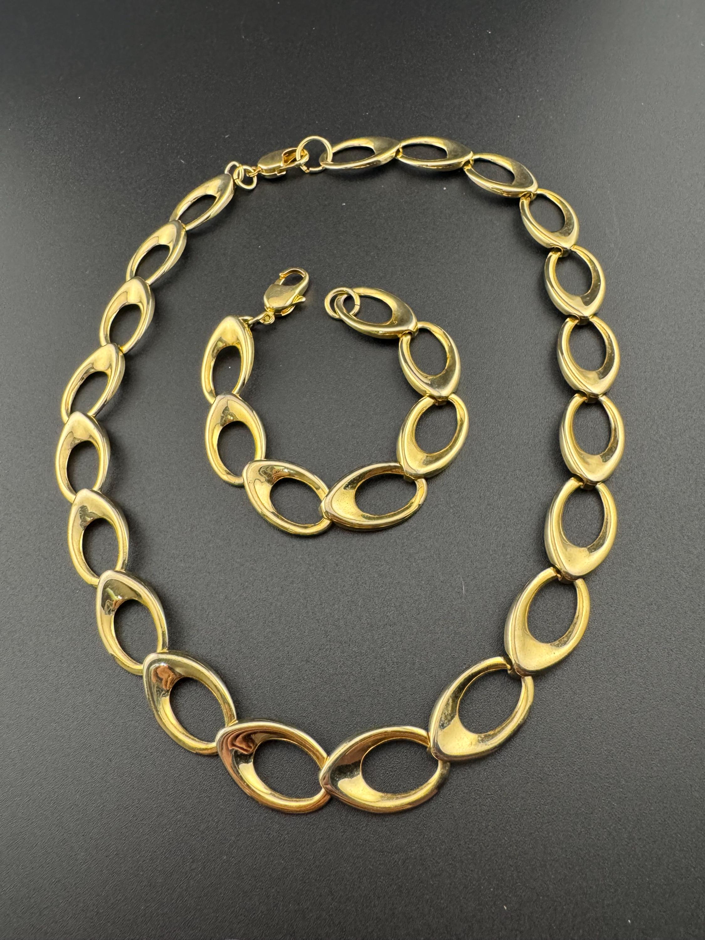 vintage gold tone chunky wide chain link necklace and bracelet jewellery set