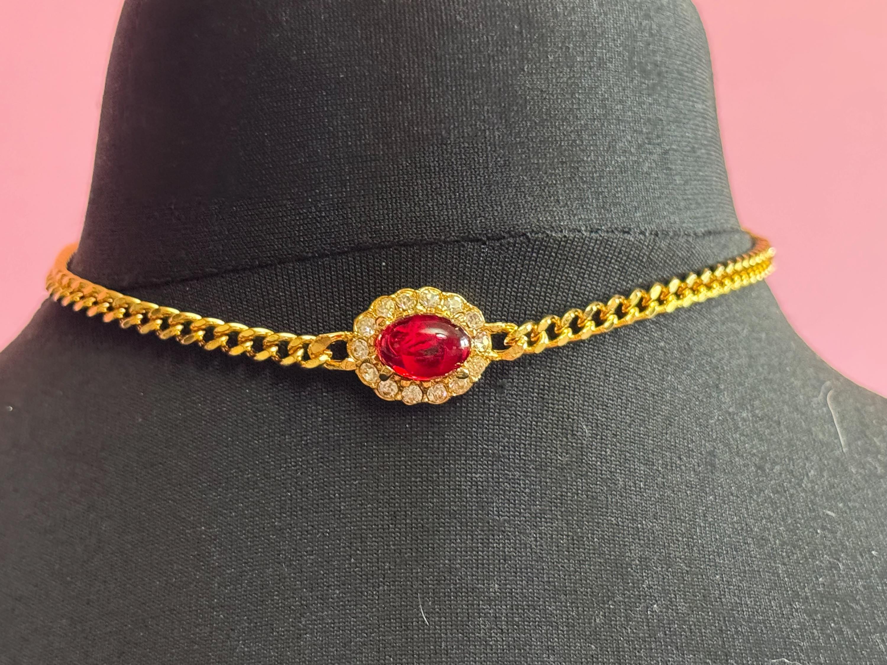 40.5cm Vintage 1980s Swarovski Ruby Red Oval cabochon and clear diamanté choker necklace gold tone high end old shop stock