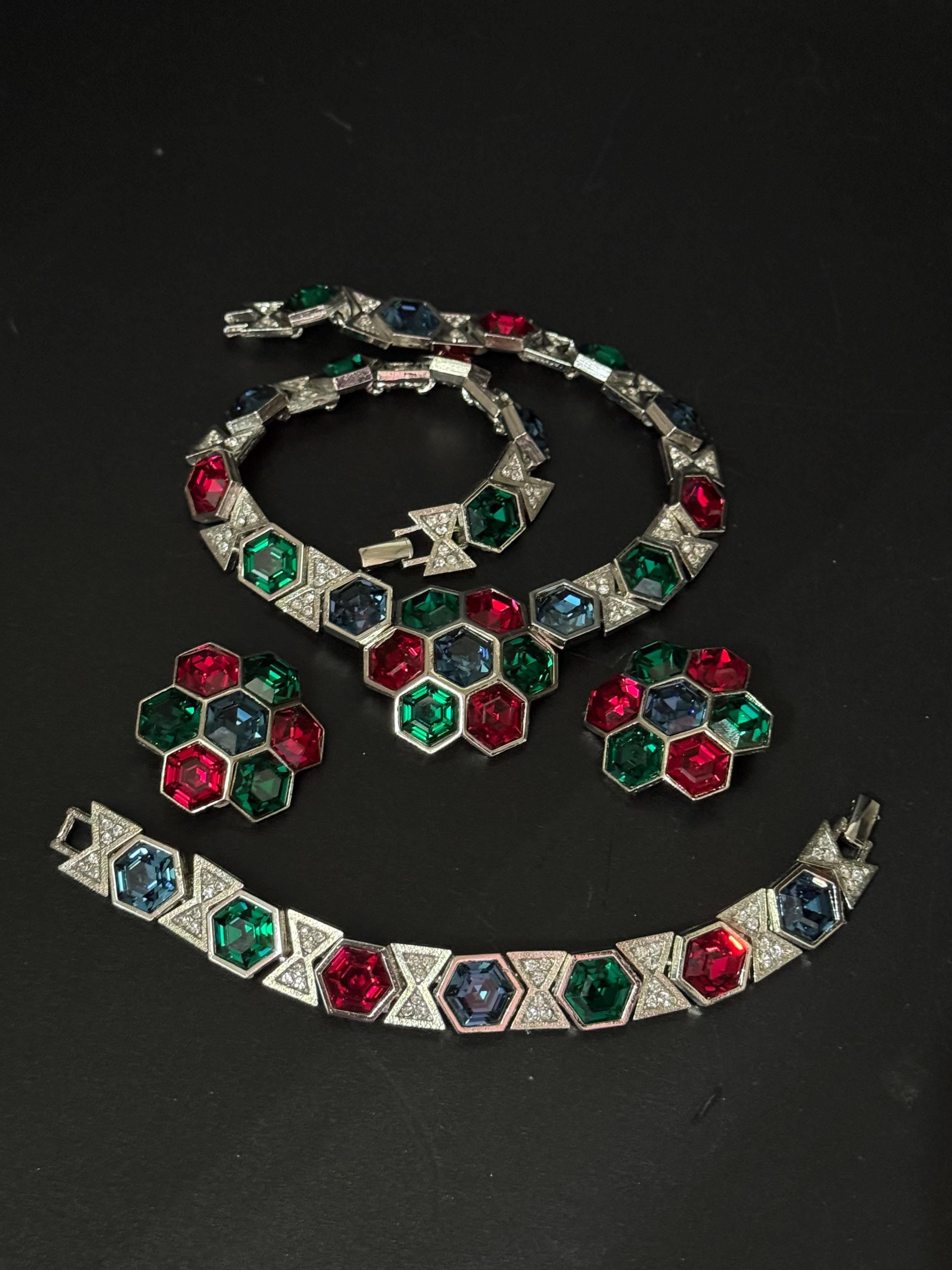 vintage silver tone sapphire blue, ruby red, emerald green, octagonal swarovski crystal cocktail necklace bracelet and clip on earrings set