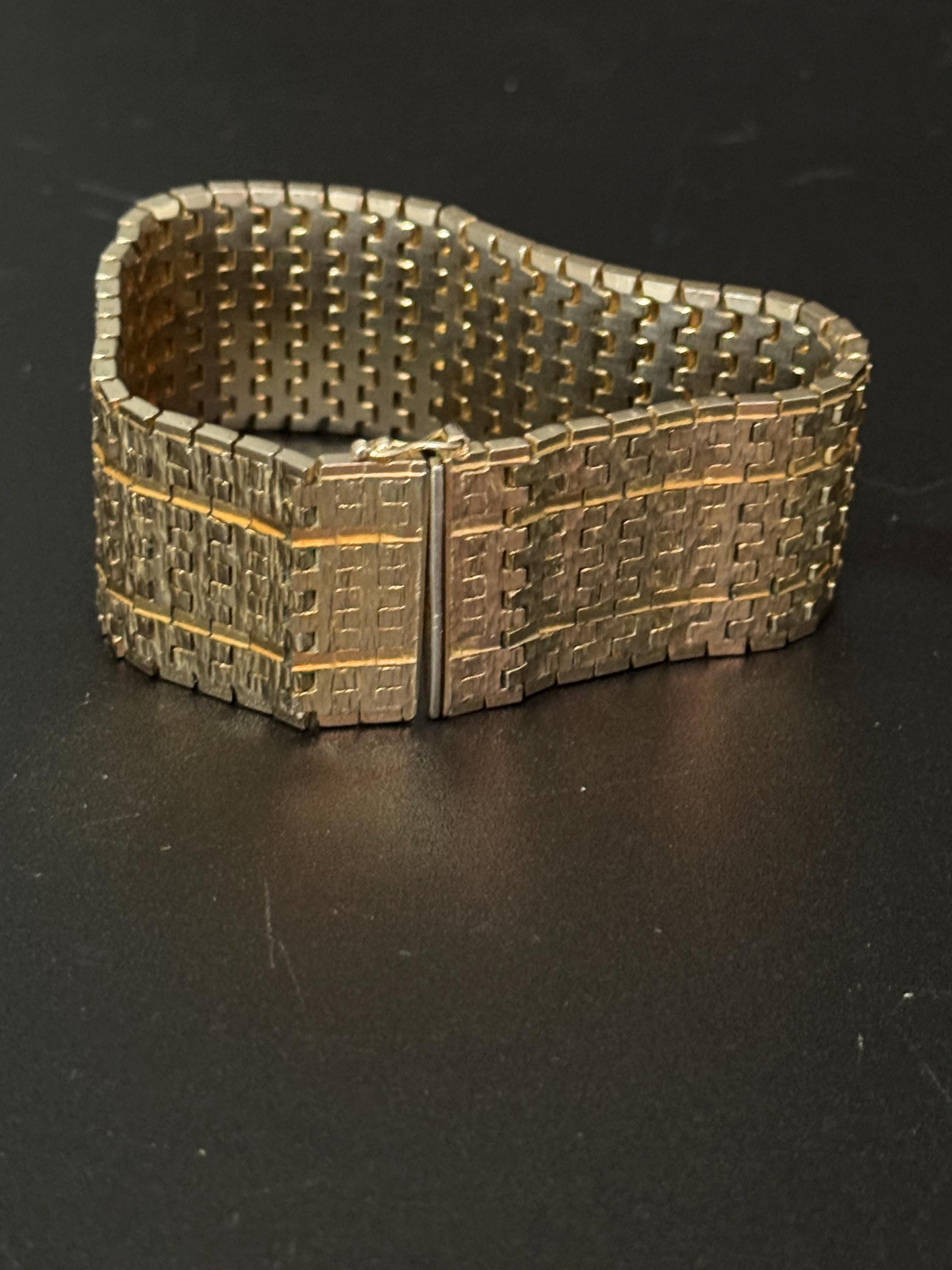 1970s articulated flat 18k gold plated cuff wrap bracelet 20cm long x 28mm wide Italian CT8750