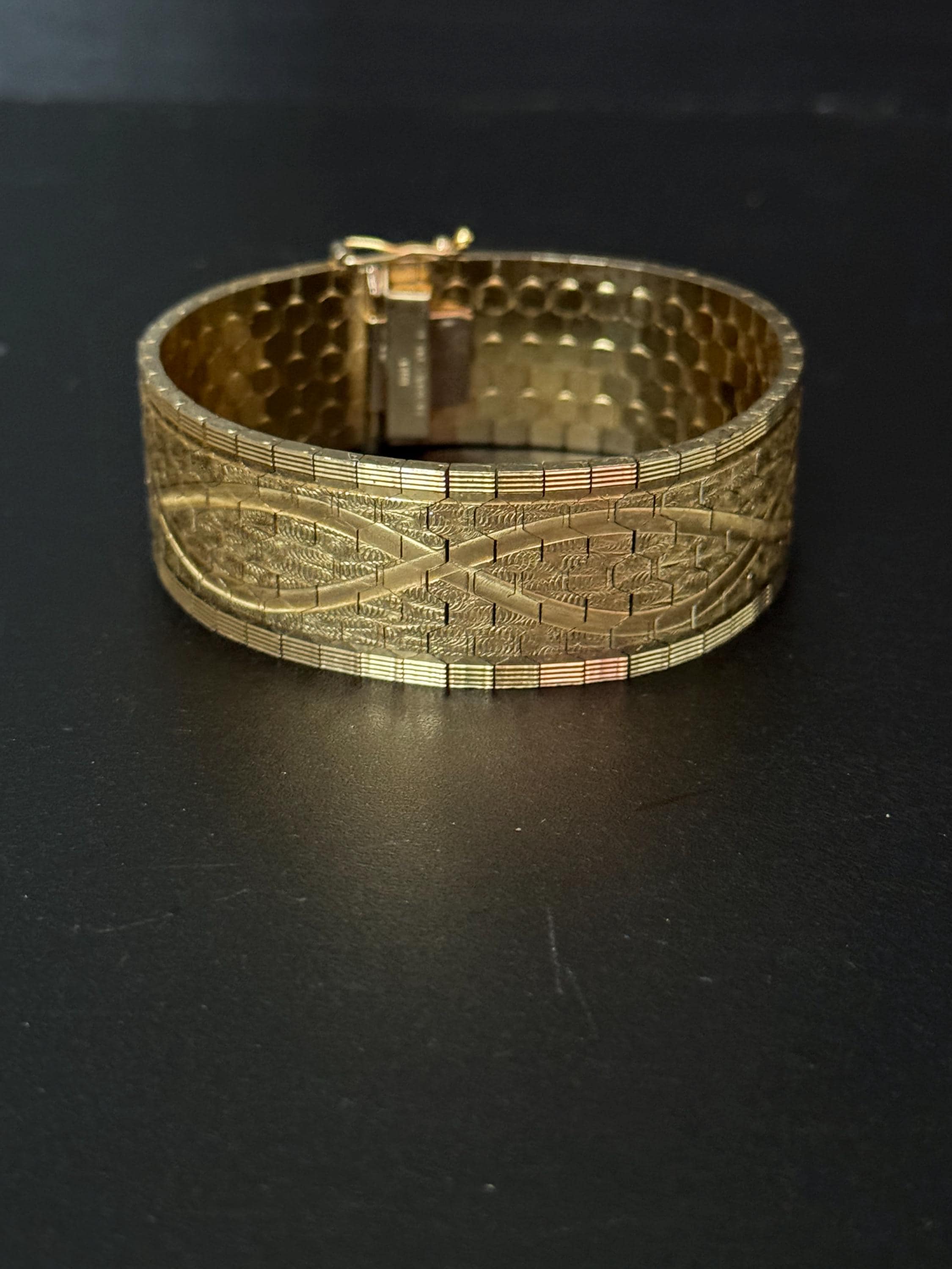 1970s articulated flat stamped Italy plaque gold plated cuff wrap bracelet 18.5cm long x 22mm Italian fabulous condition