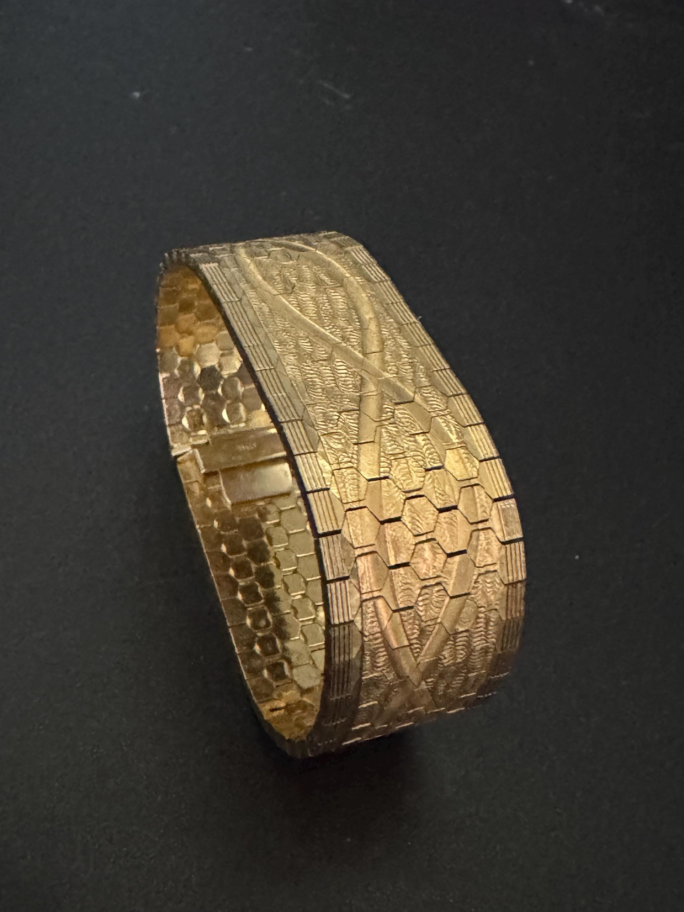 1970s articulated flat stamped Italy plaque gold plated cuff wrap bracelet 18.5cm long x 22mm Italian fabulous condition