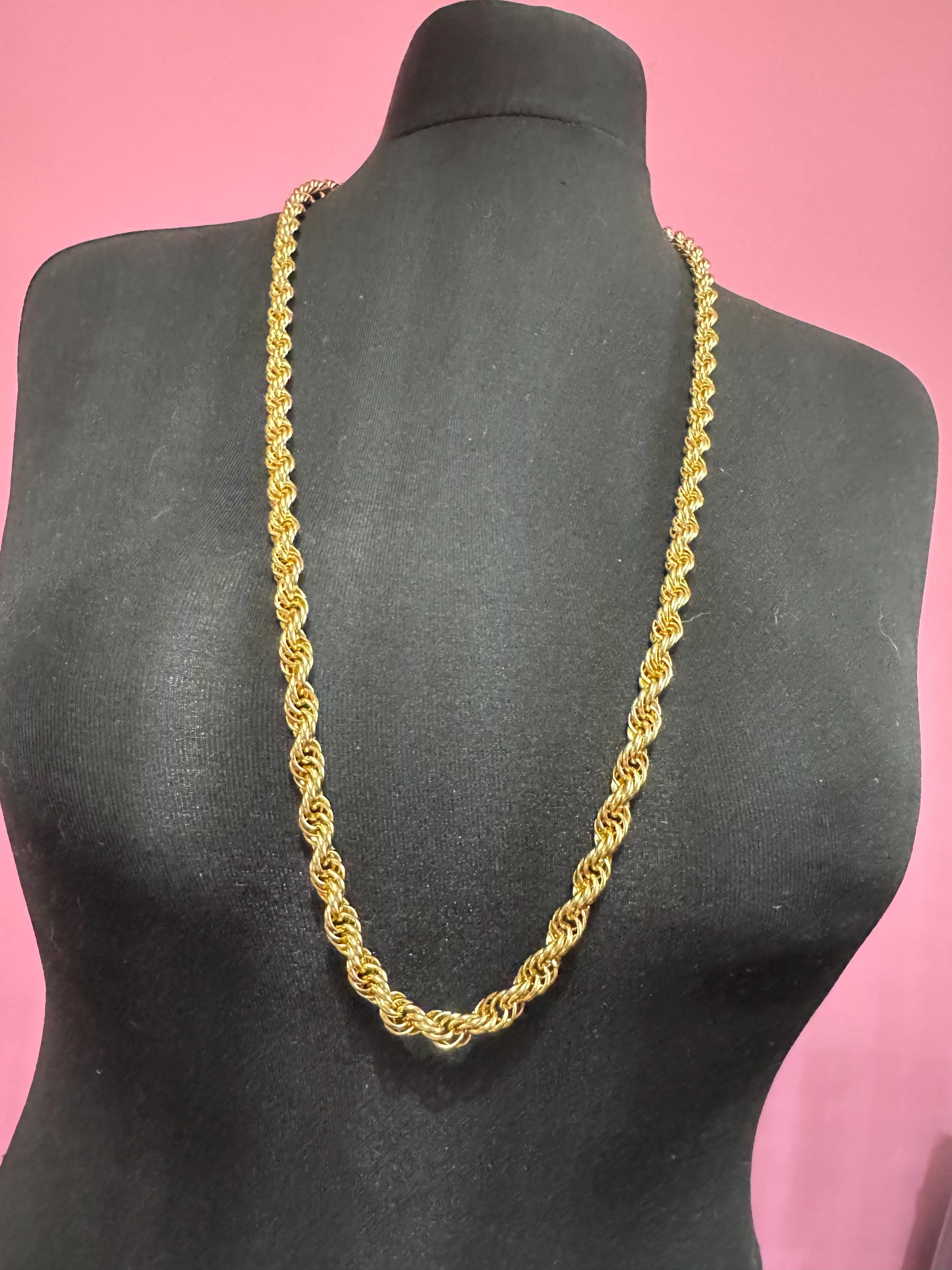 Vintage 95cm lightweight long rope chain link gold tone necklace 1970s 1980s 8mm