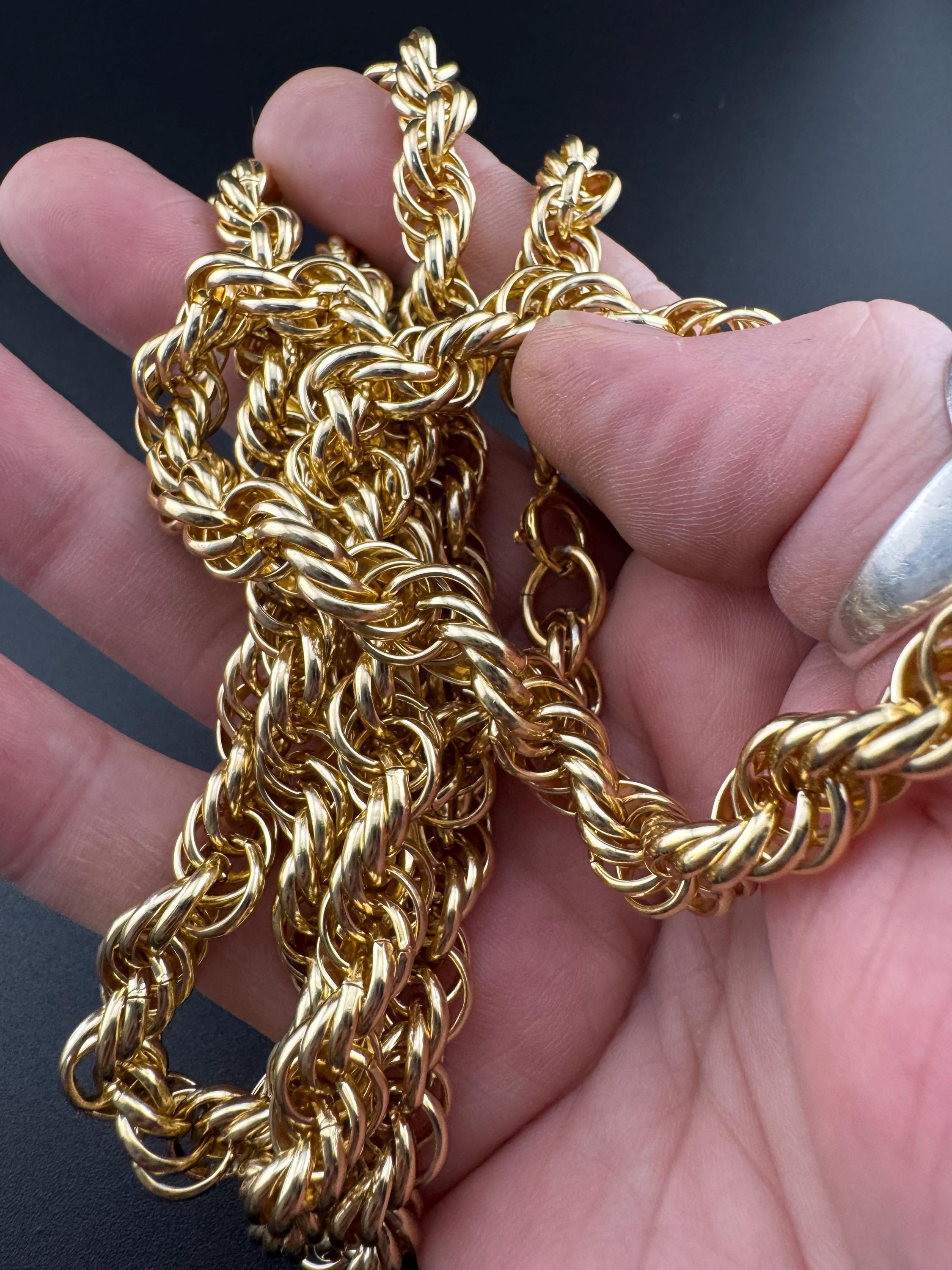 Vintage 95cm lightweight long rope chain link gold tone necklace 1970s 1980s 8mm