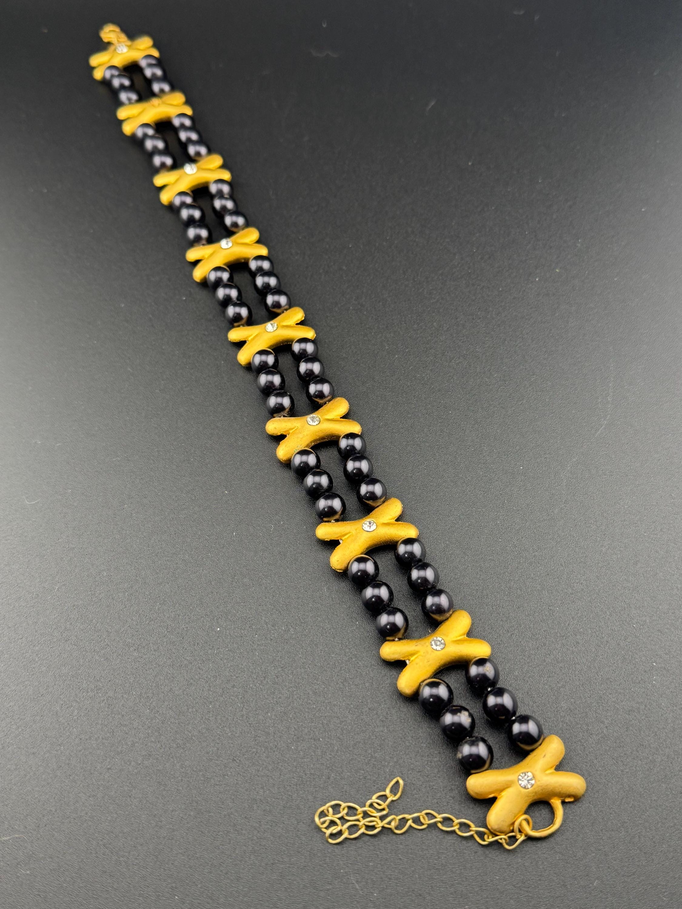 Petite fit 38cm Vintage Matt gold tone Etruscan black beaded X crystal choker Necklace