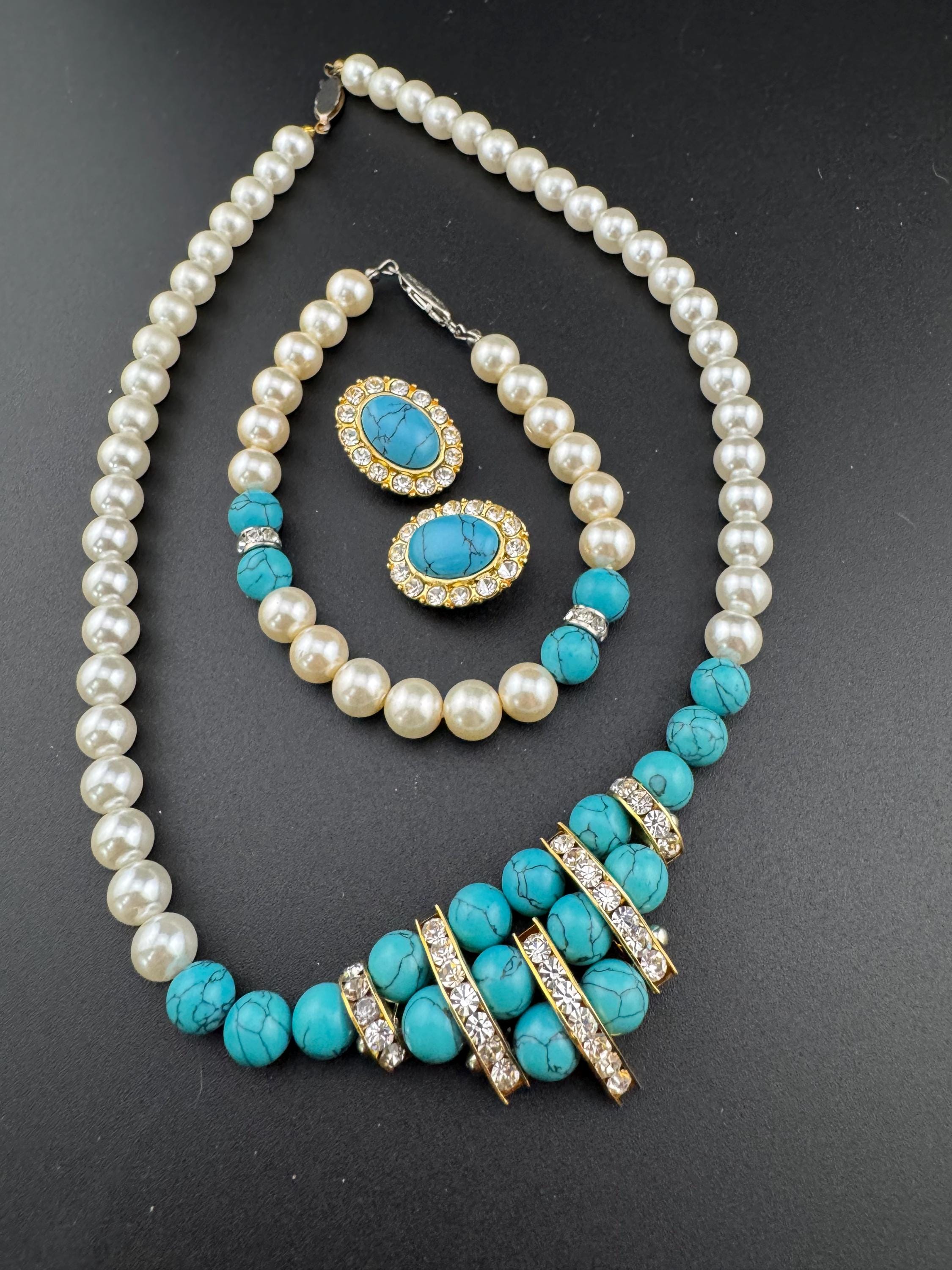 Retro 1980s faux glass cream pearl beaded turquoise gemstone and diamanté necklace and matching bracelet and earrings jewellery set