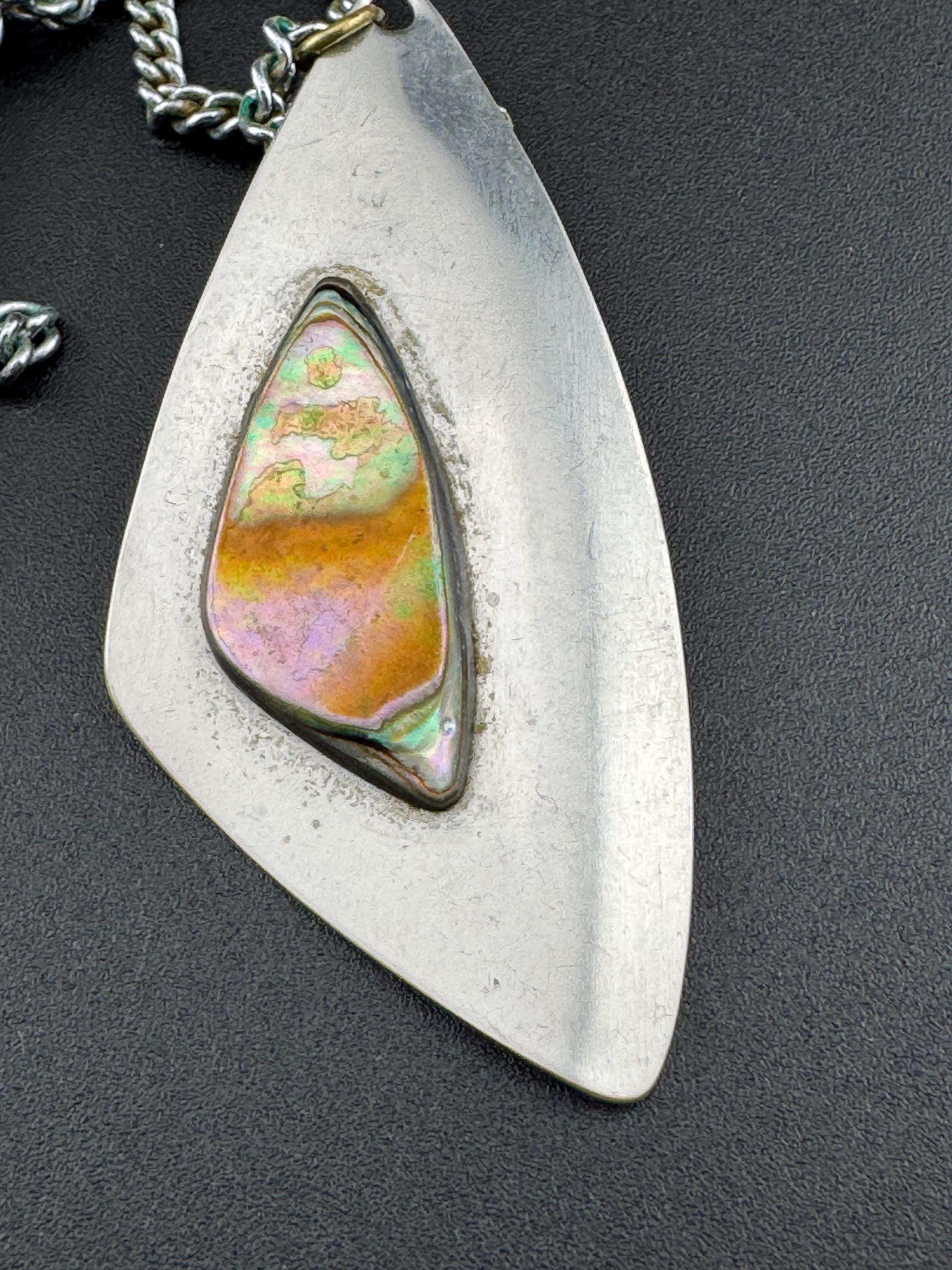 Vintage Modernist silver tone stainless Steel pendant necklace 68cm central MOP pearl abalone shell Mid Century 1960s 1970s