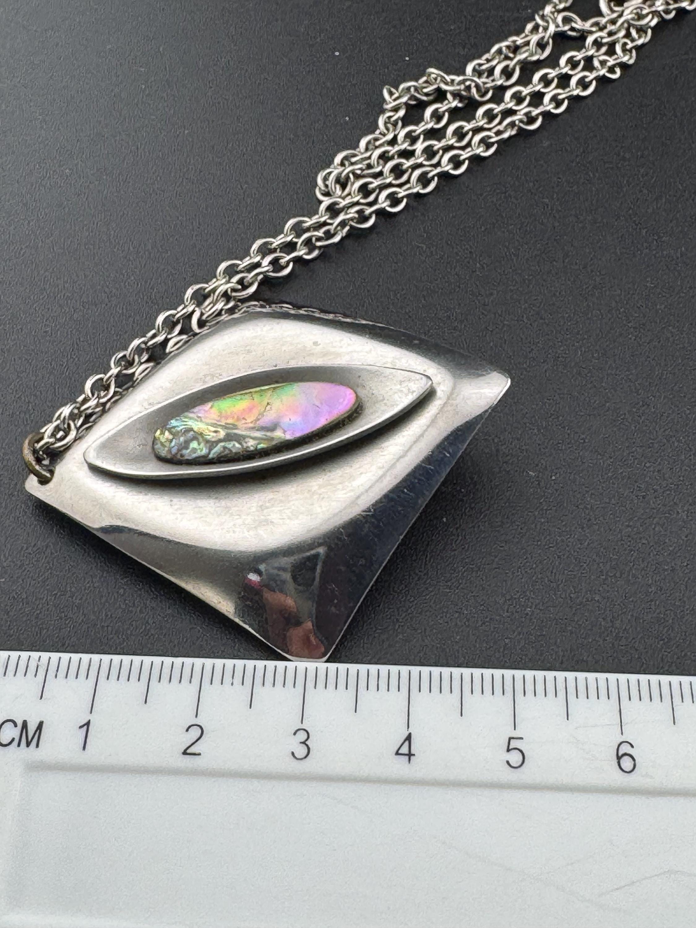 Vintage Modernist silver tone stainless Steel pendant necklace 72cm central MOP pearl abalone shell Mid Century 1960s 1970s