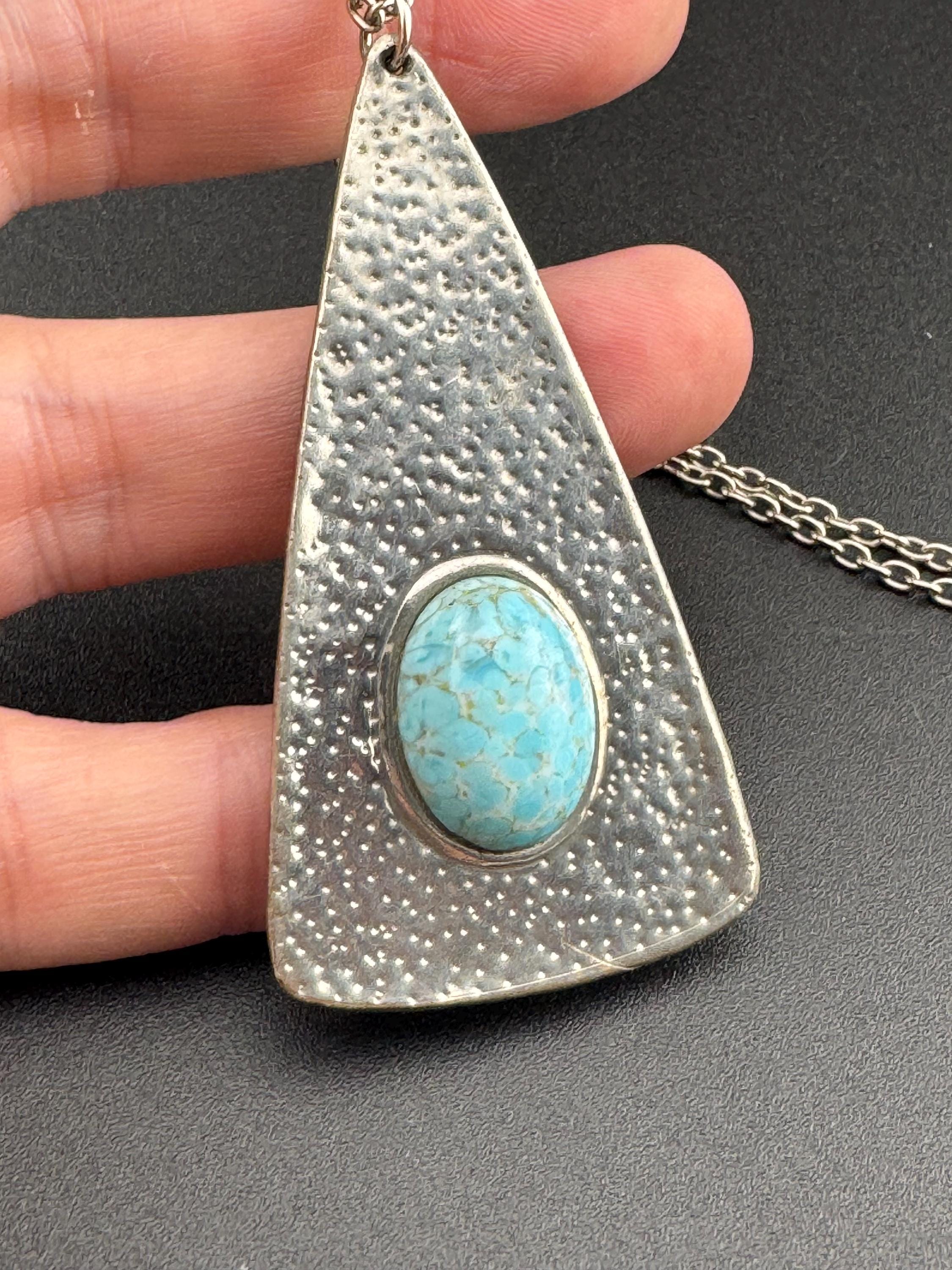 Signed L vintage modernist turquoise cabochon leaf large triangle pendant necklace on 68cm chain