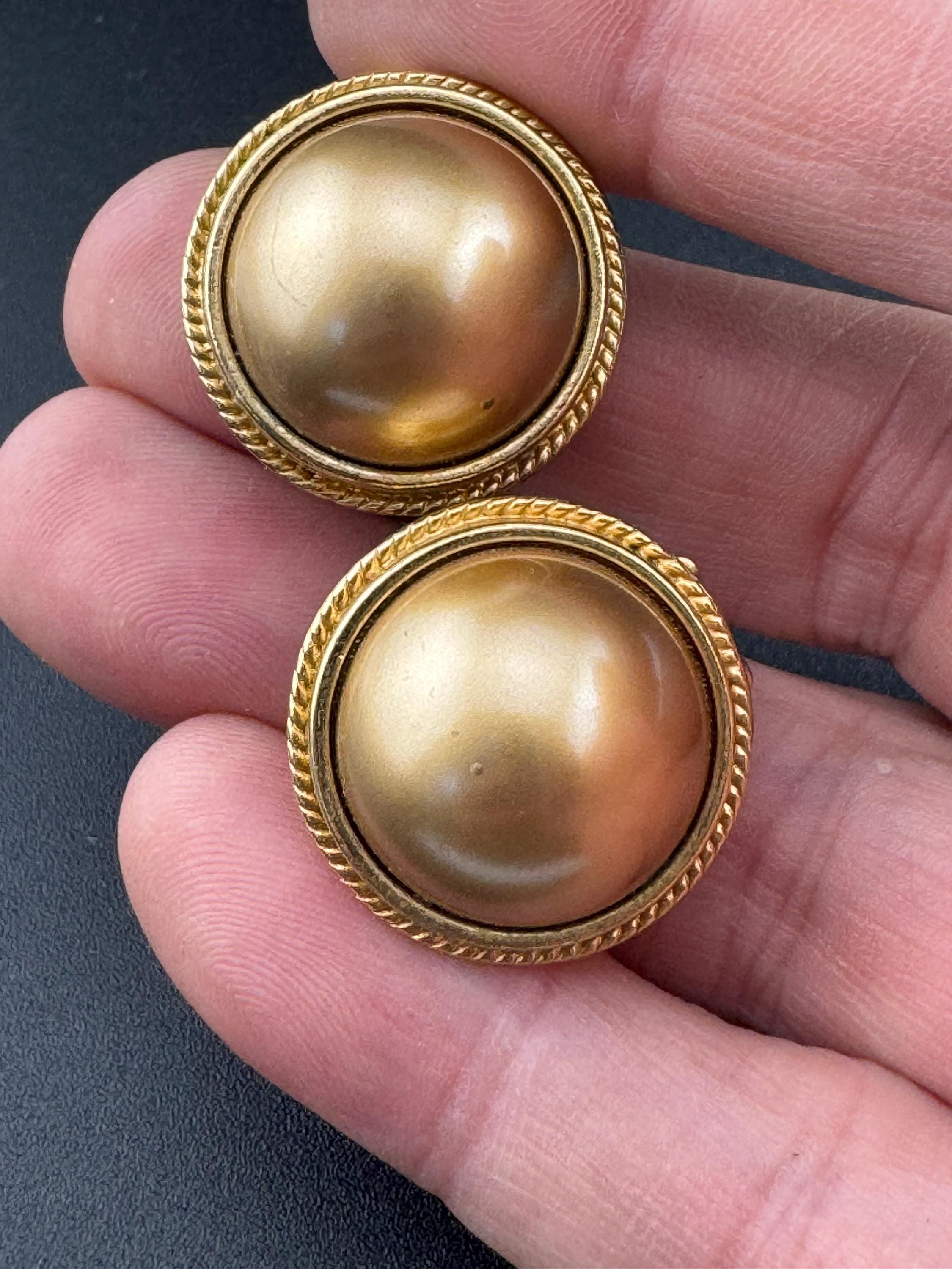 Signed CAROLEE Vintage Matt gold tone round clip on domed Stud button earrings high end 1980s