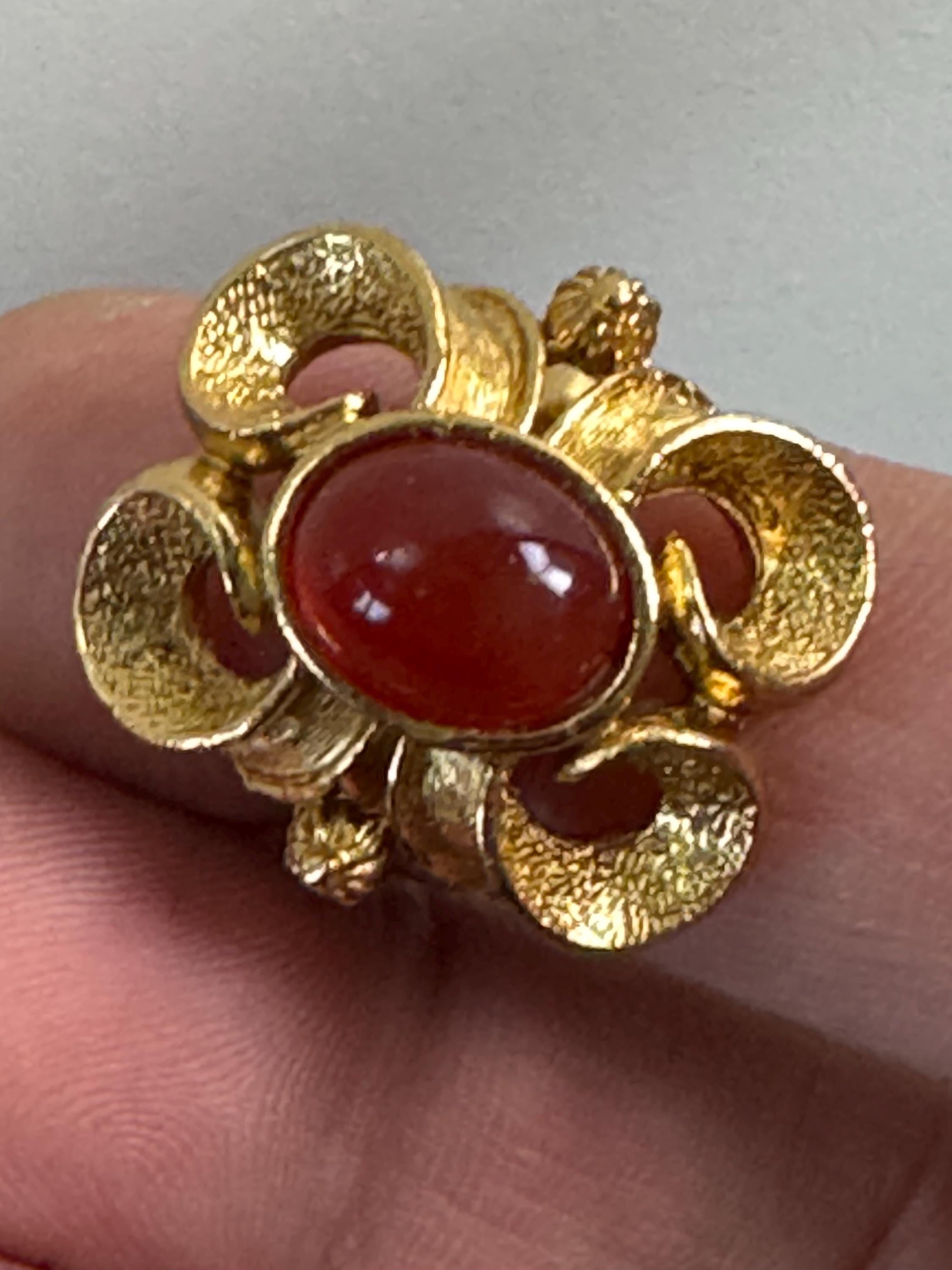 Vintage chunky gold tone adjustable red brown cabochon glass cocktail dress ring size P Q R S