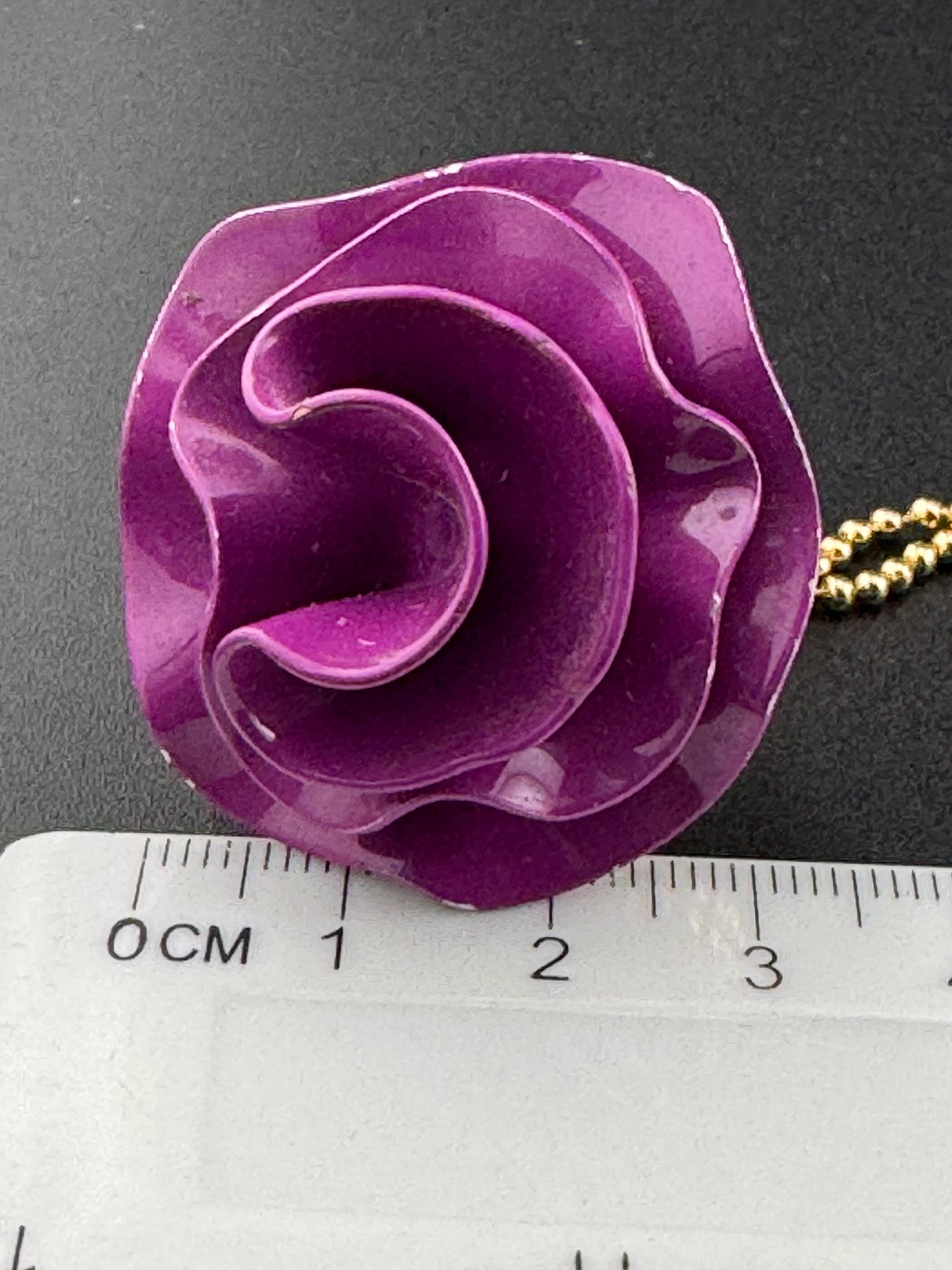 Marc Jacob’s Lola cream perfume scent ring with oversized purple flower size uk N O