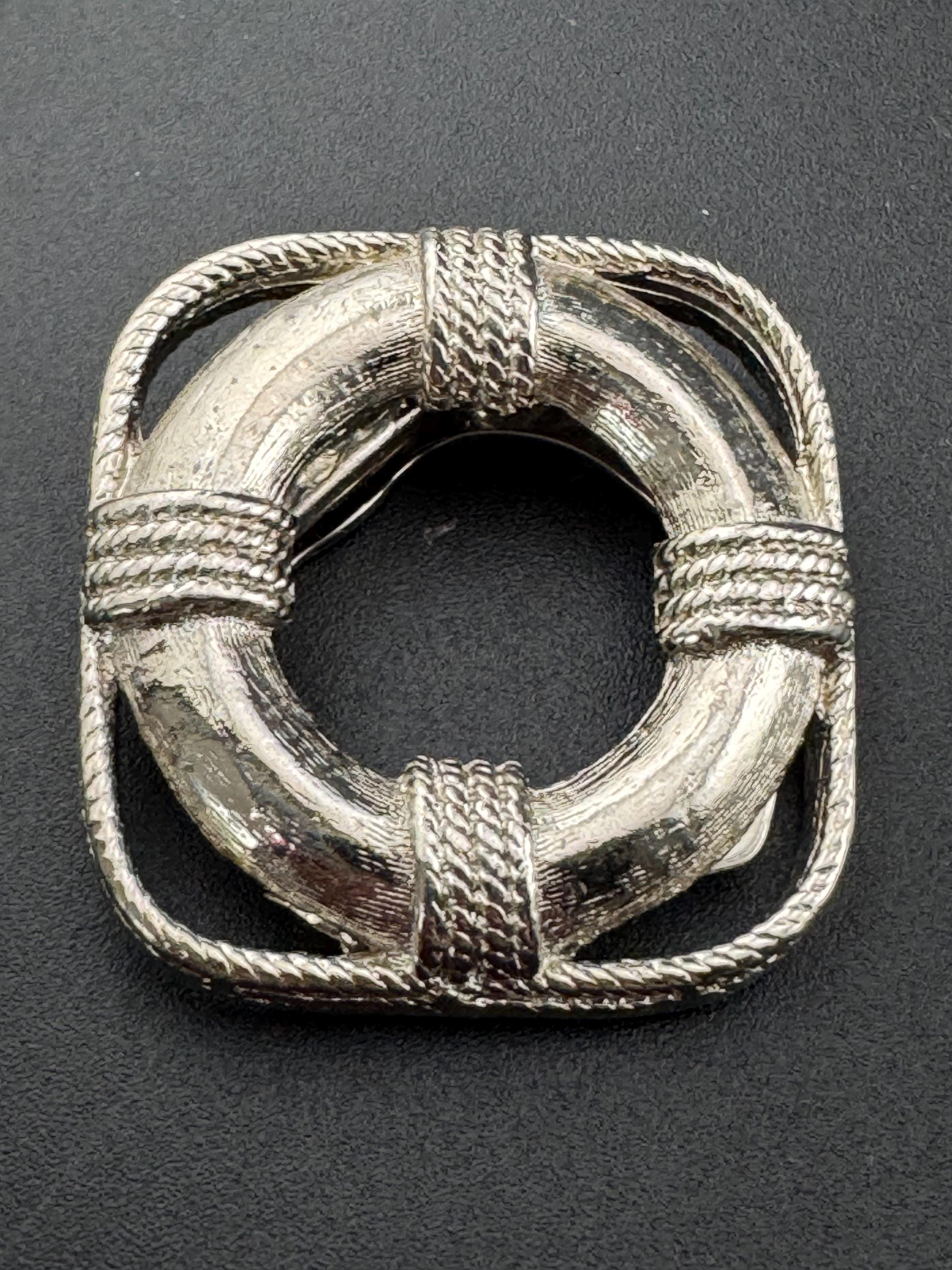 True vintage silver tone nautical rope edge life bouy Scarf Clip ring old shop stock