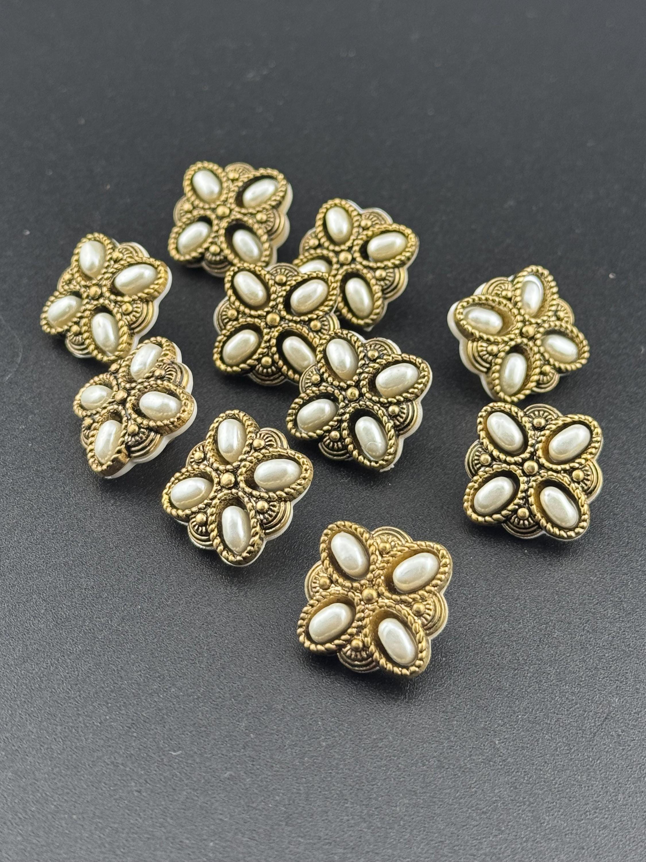 Pack of 10 x 16mm 17mm retro antique dark gold tone and faux pearl square plastic buttons for sewing