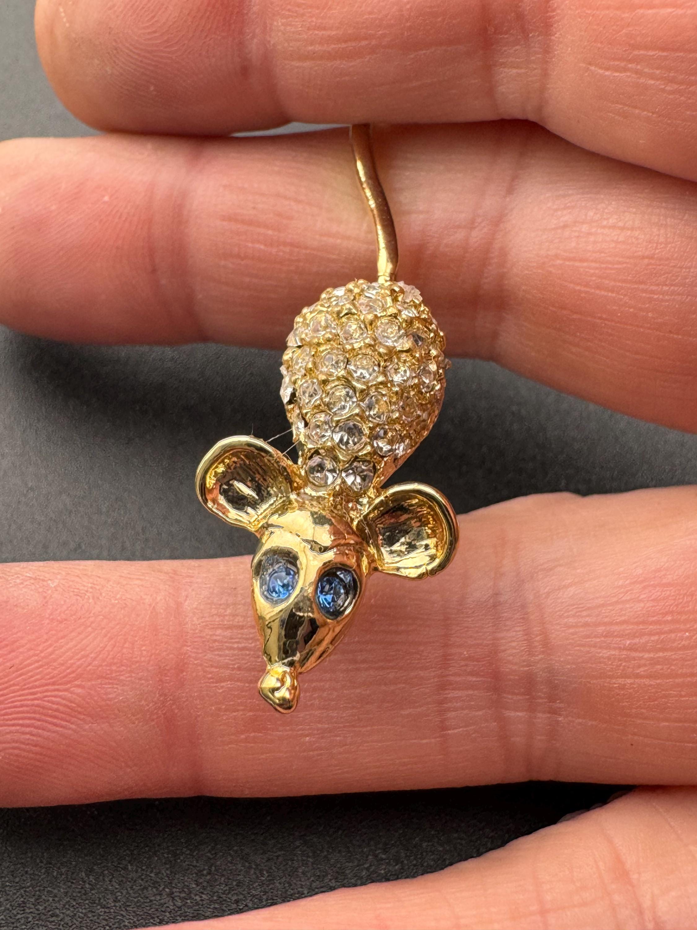 Novelty vintage mouse brooch gold tone with clear diamanté and sapphire eyes