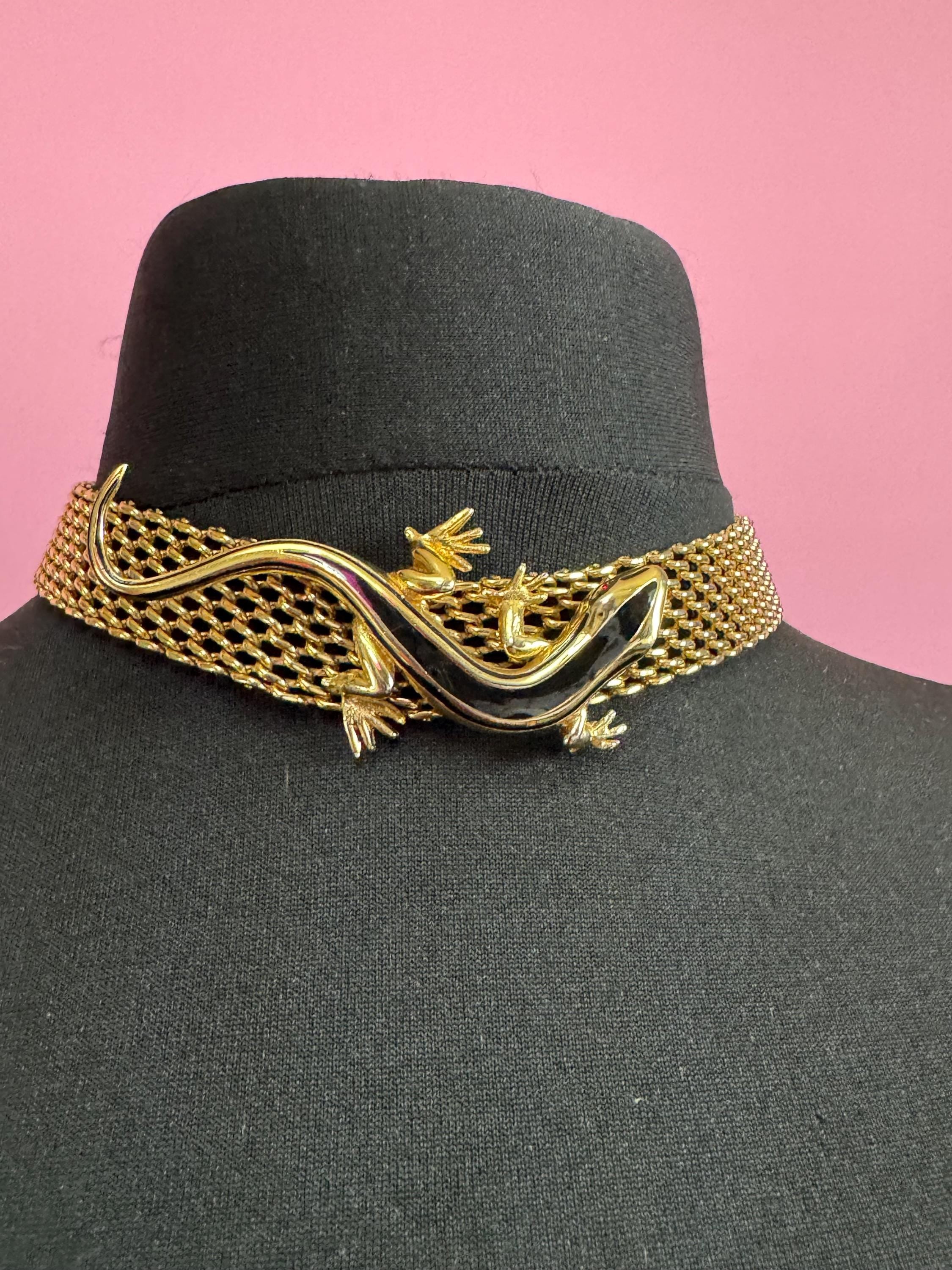 Retro 1980s wide panther link gold tone choker necklace with black enamel lizard detail 43cm