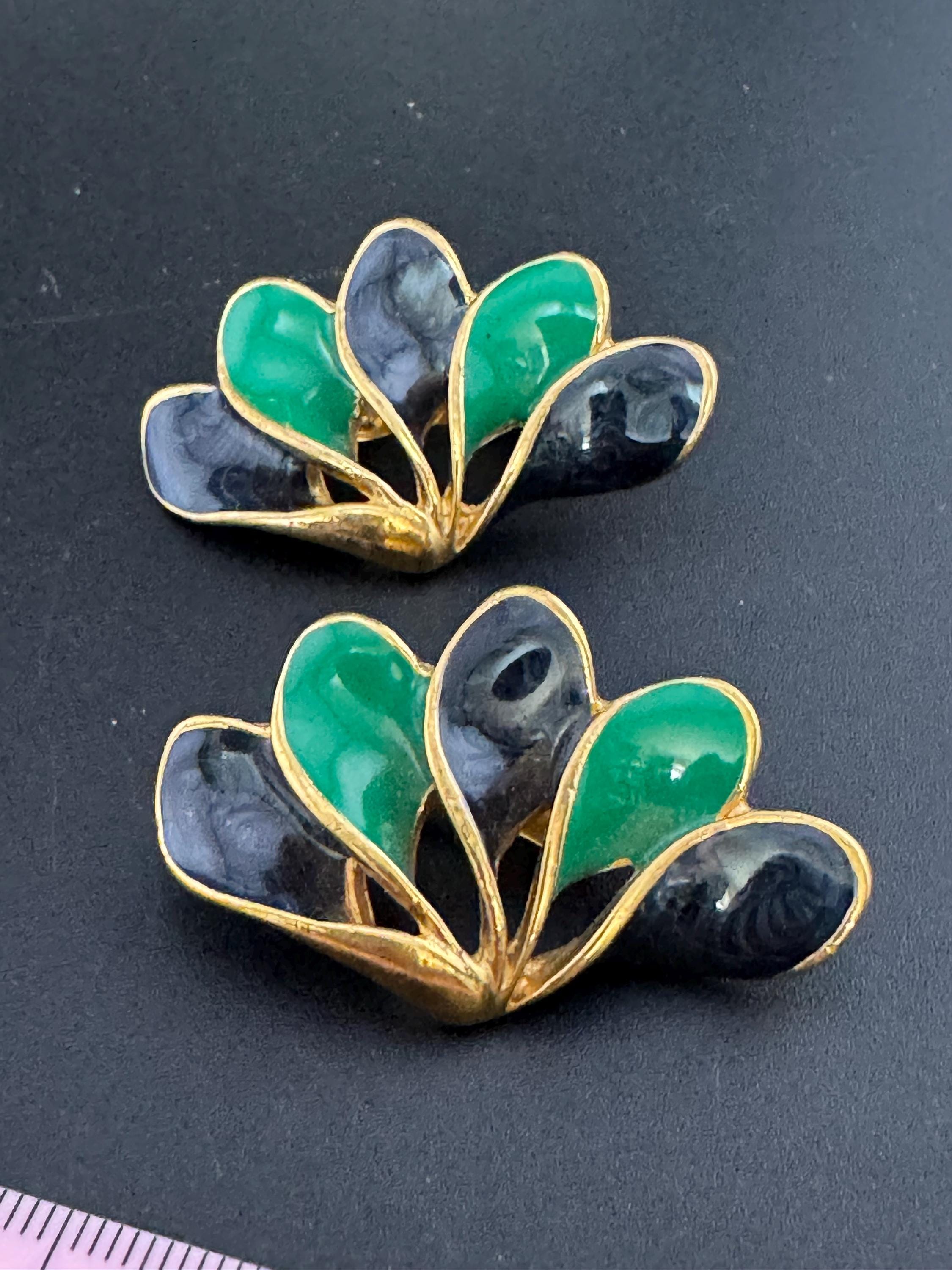 Vintage gold tone oversized green and navy blue enamel fan clip on earrings