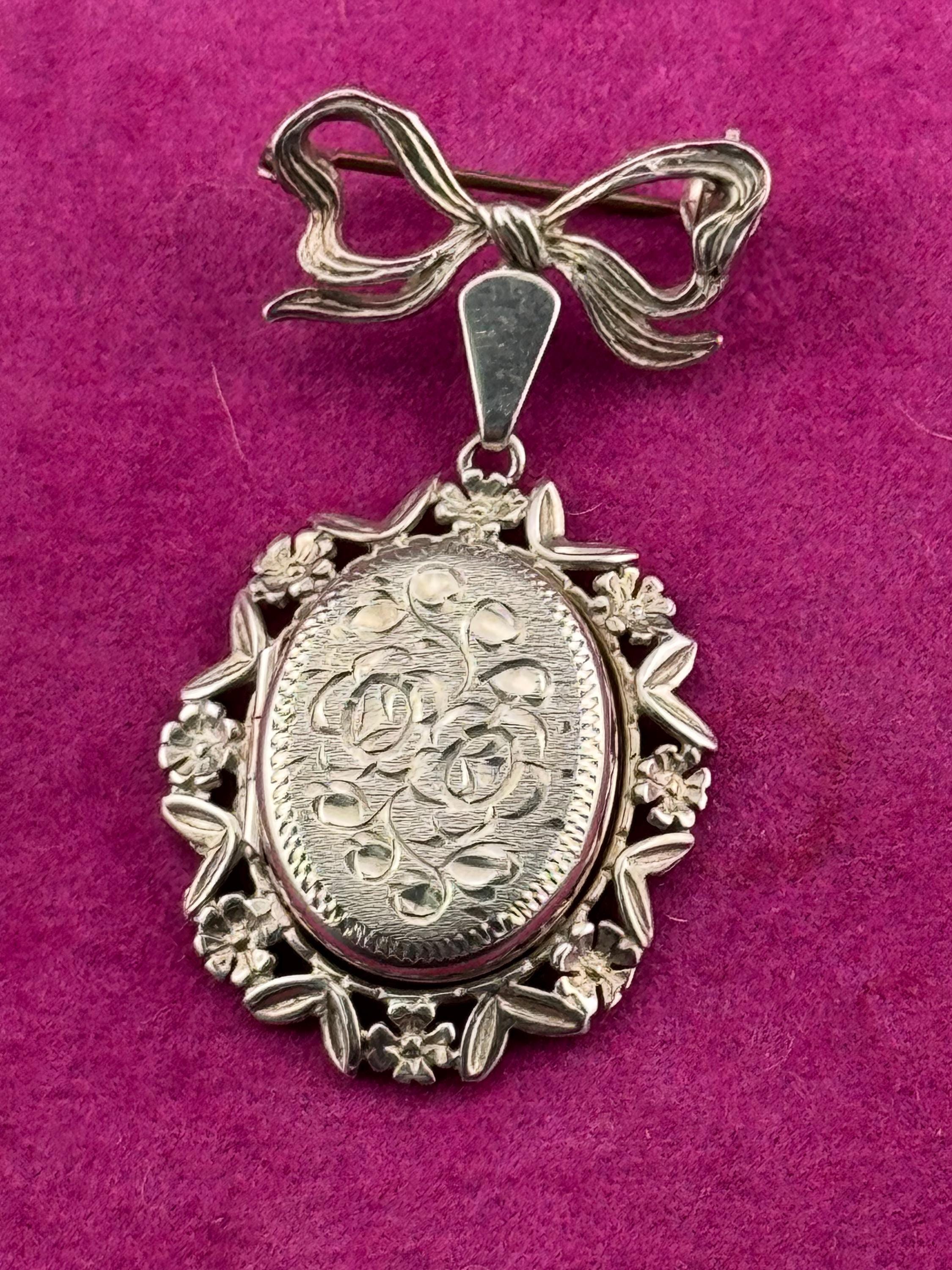 Large vintage 925 Sterling silver photo picture locket pendant brooch