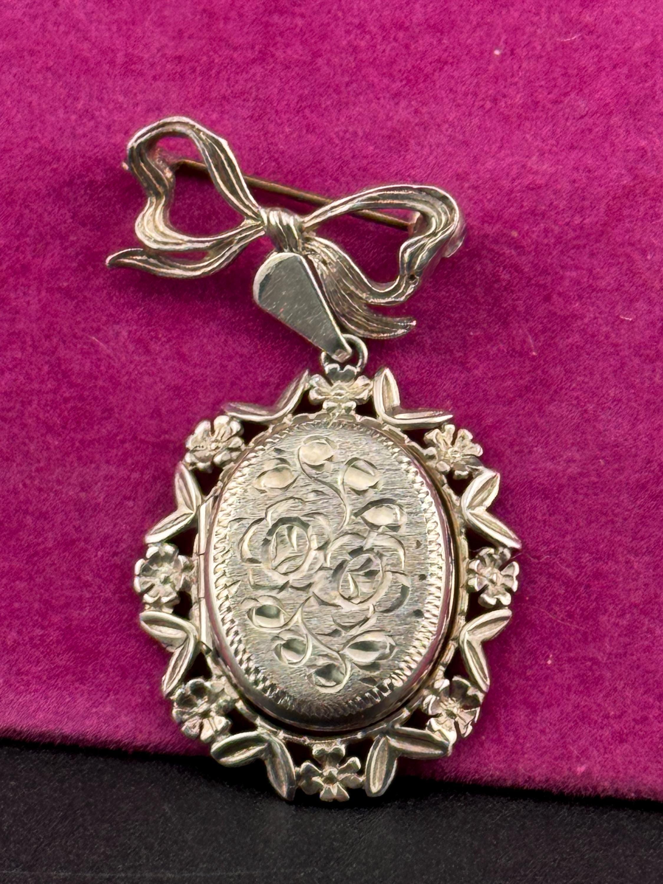 Large vintage 925 Sterling silver photo picture locket pendant brooch